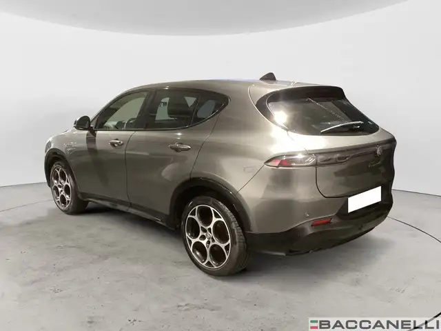 Alfa Romeo Tonale view 2