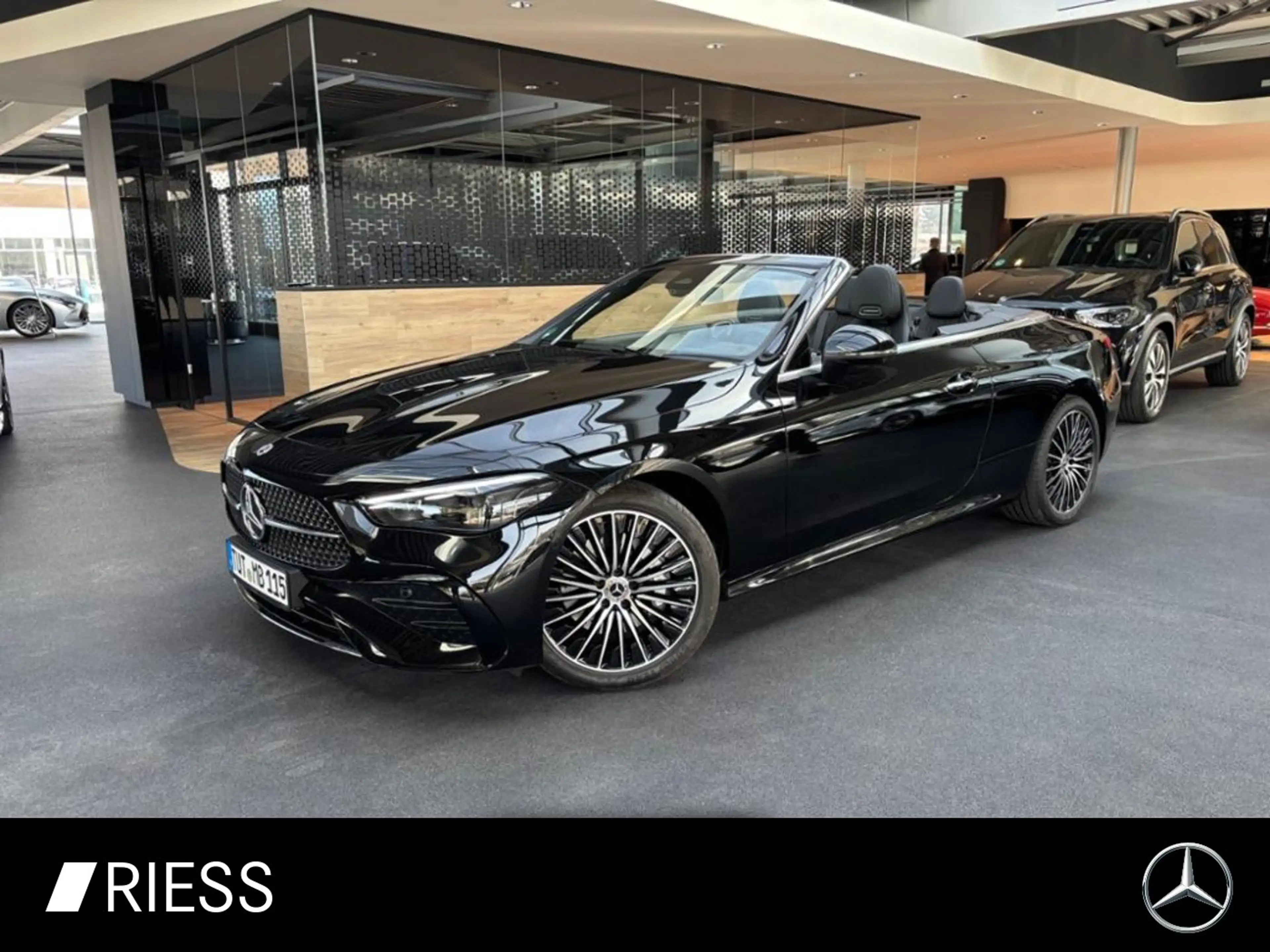 Mercedes-Benz CLE 220 d Cabrio AMG+AHK+BURM+360+DIGI+MEMO+KEYL