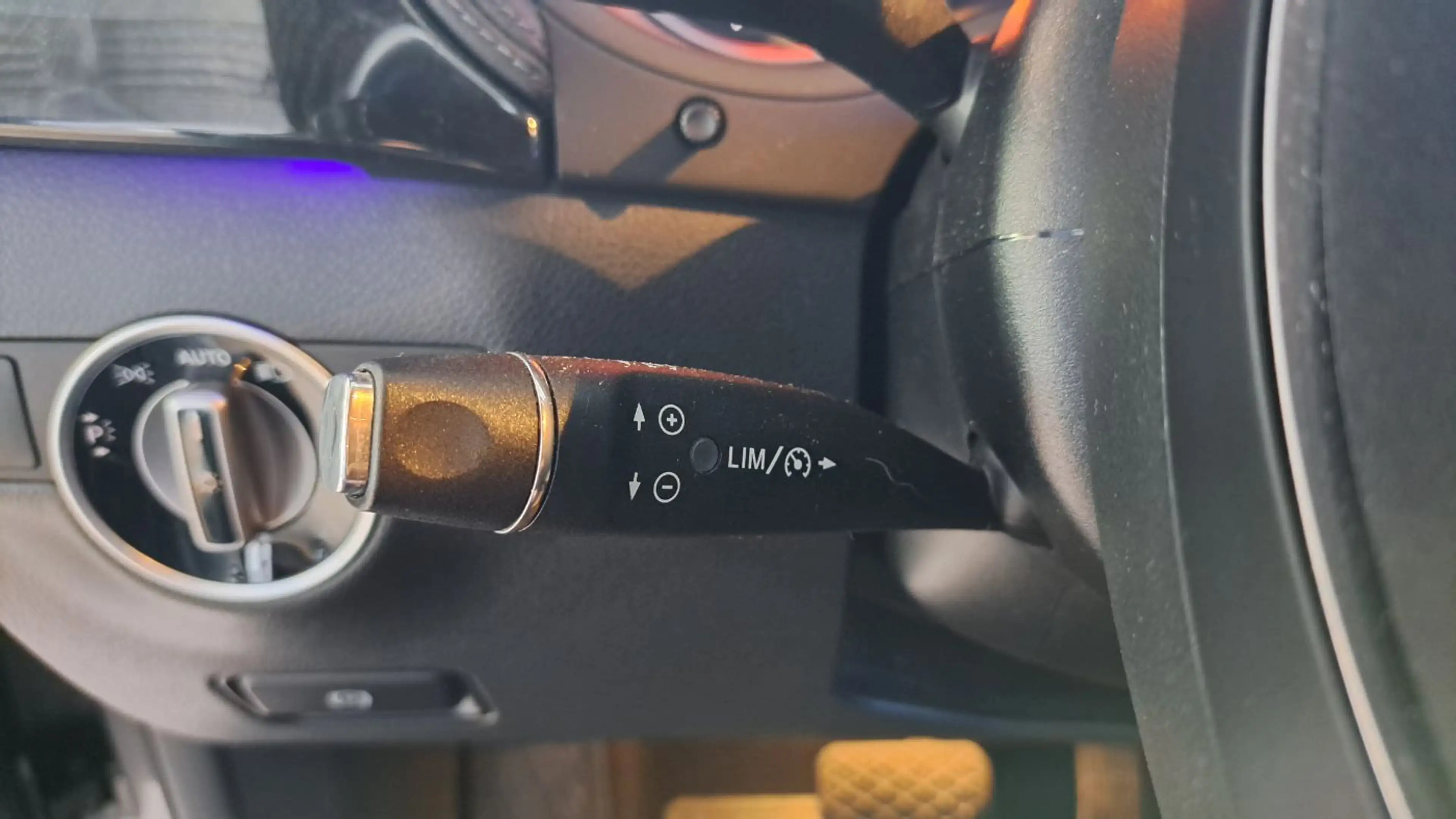 Mercedes-Benz B 220 4Matic Urban AWD LED Navi Pano SHZ Kam. — photo 22