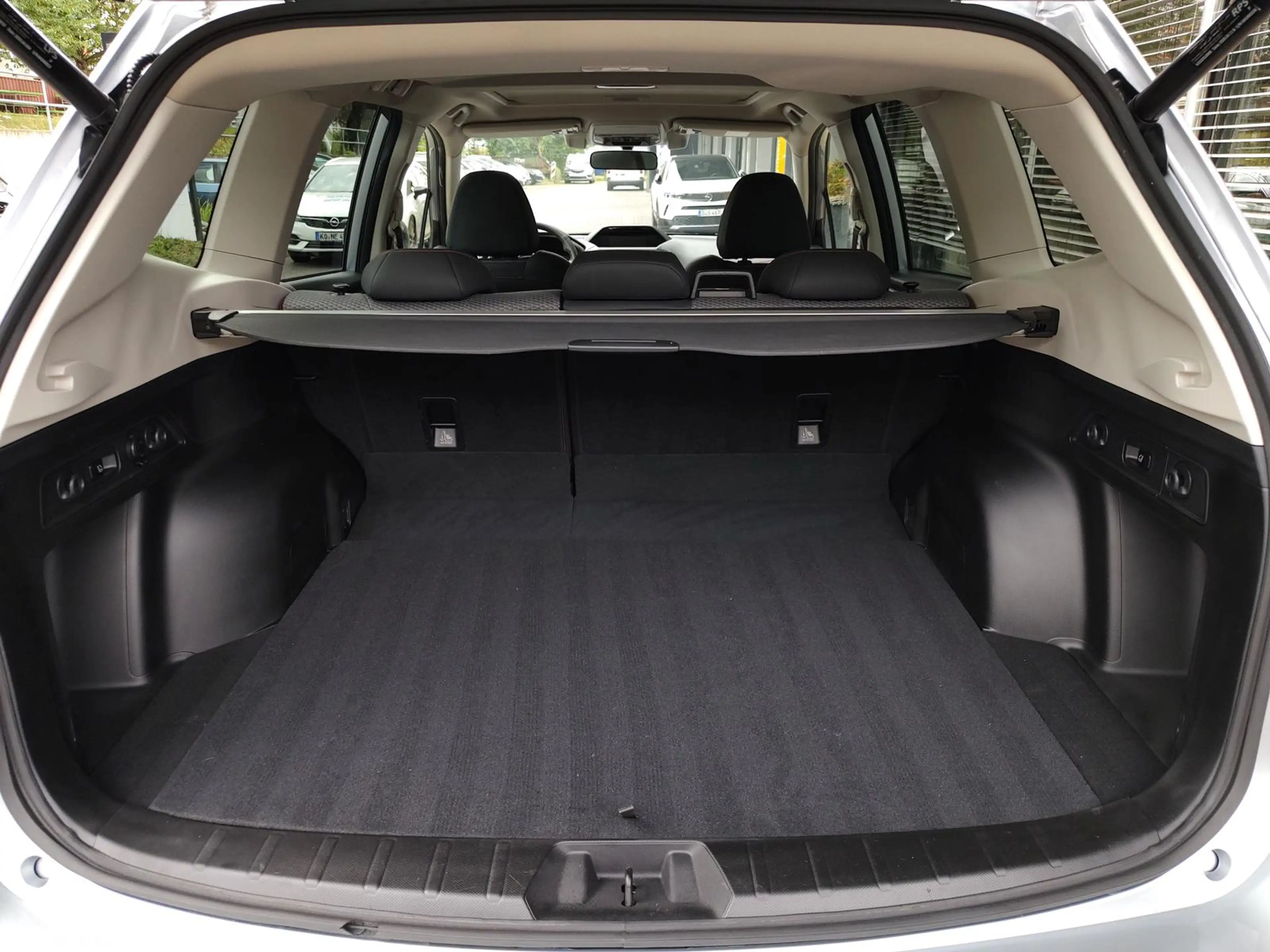 Subaru Forester 2.0ie Edition Sport 40 AT RKamera Navi — photo 15