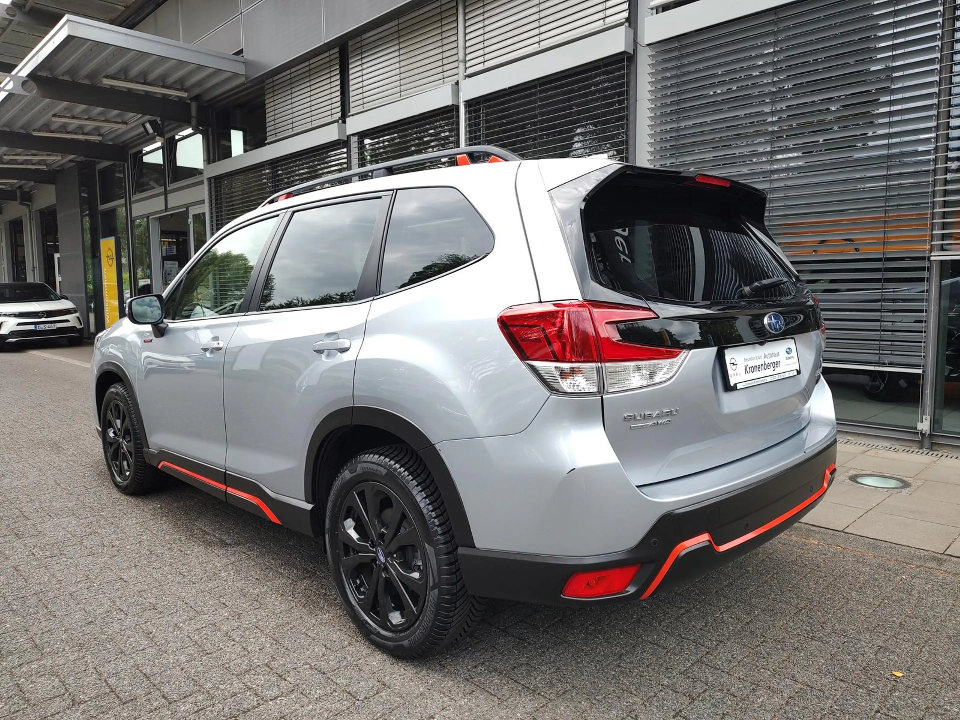 Subaru Forester 2.0ie Edition Sport 40 AT RKamera Navi — photo 6