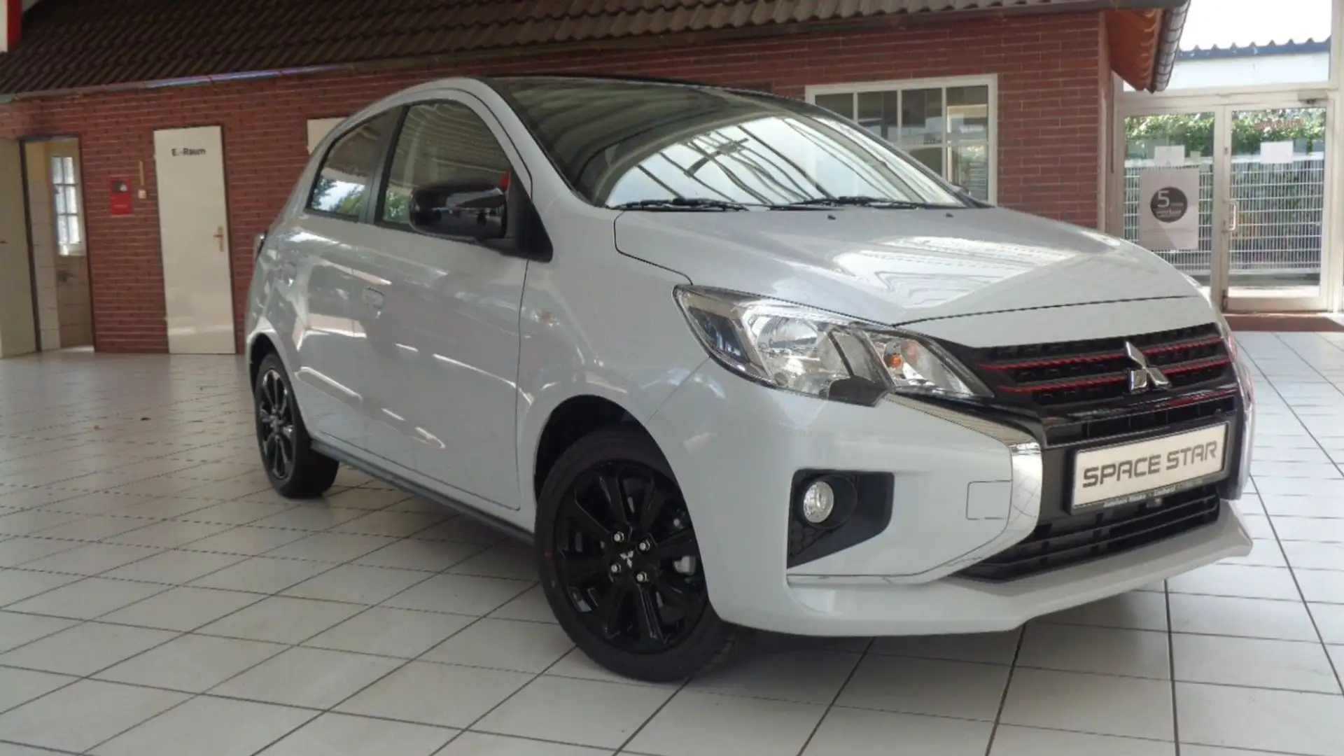 Mitsubishi Space Star Select+ Black#Kamera#Tempomat#Sitzhzg Schwarz - 1