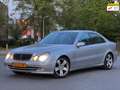 Mercedes-Benz E 240 Avantgarde|AUT|NAVI||PSENSOR|CRUISE|INRUILKOOPIE Grau - thumbnail 1
