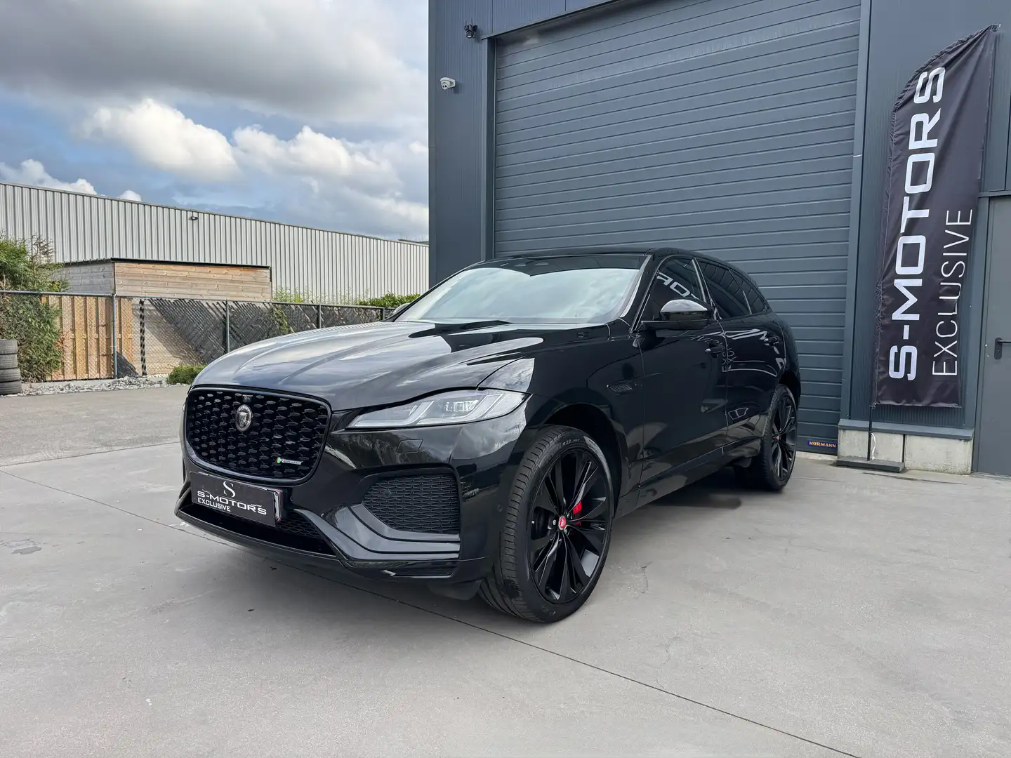 jaguar f-pace