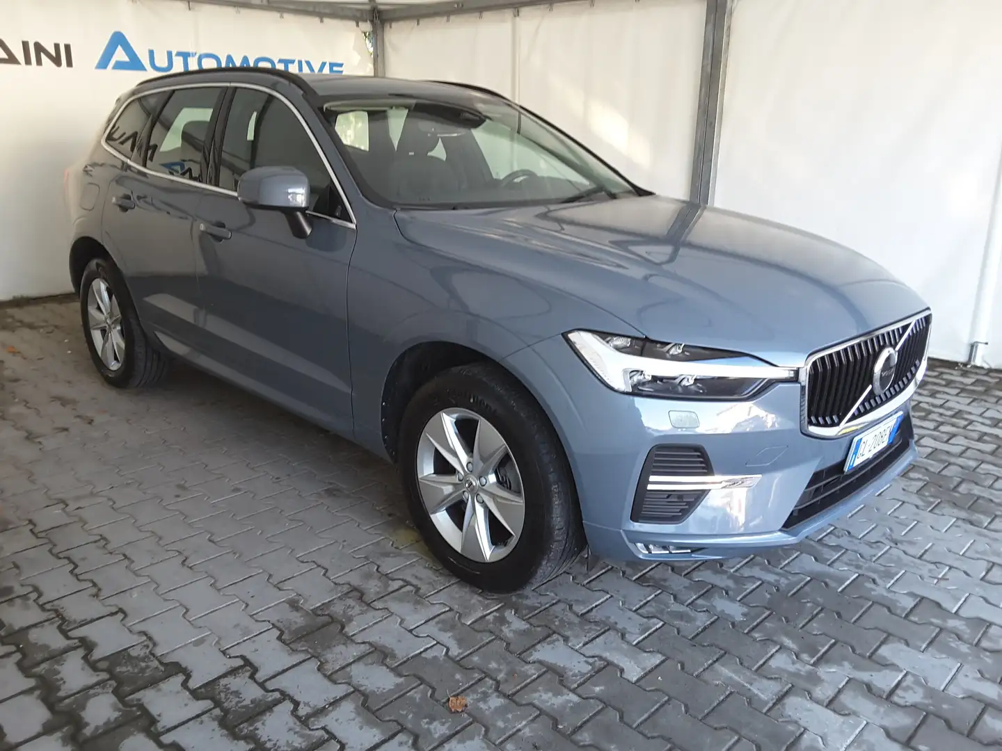 Volvo XC60 B4 (d) AWD automatico Core *IVA ESPOSTA* Grigio - 2