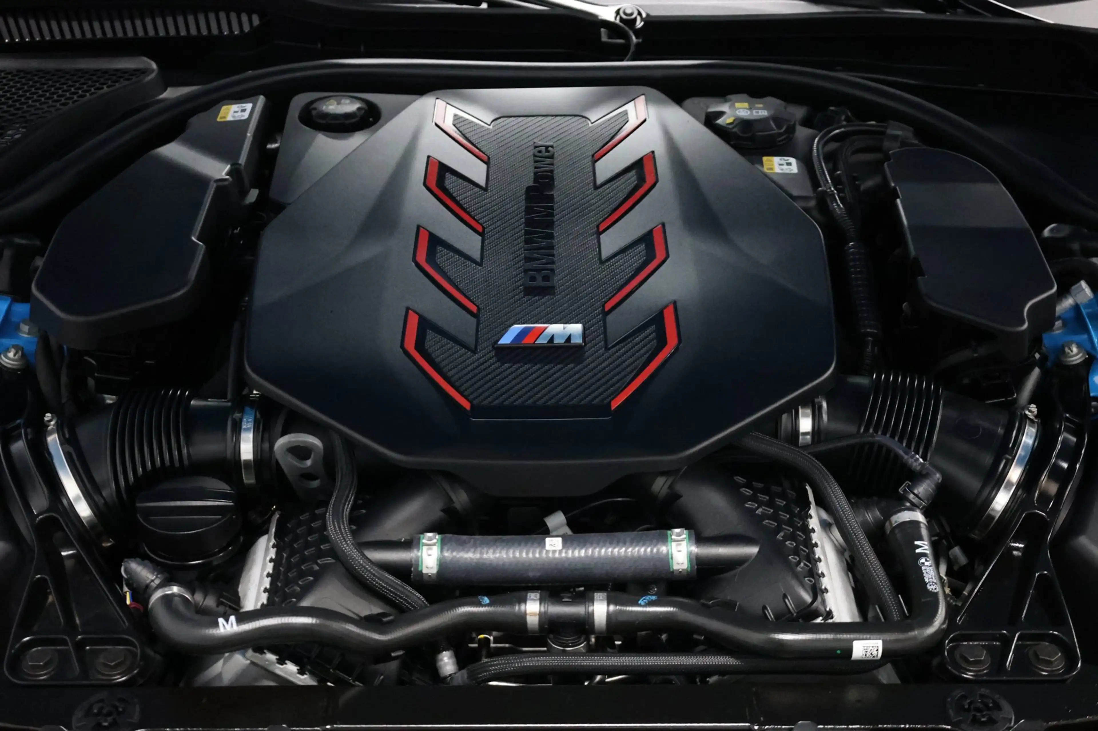 BMW M5 5-serie Touring INDIVIDUAL RIVIERA BLUE/M DRIVERS — photo 34