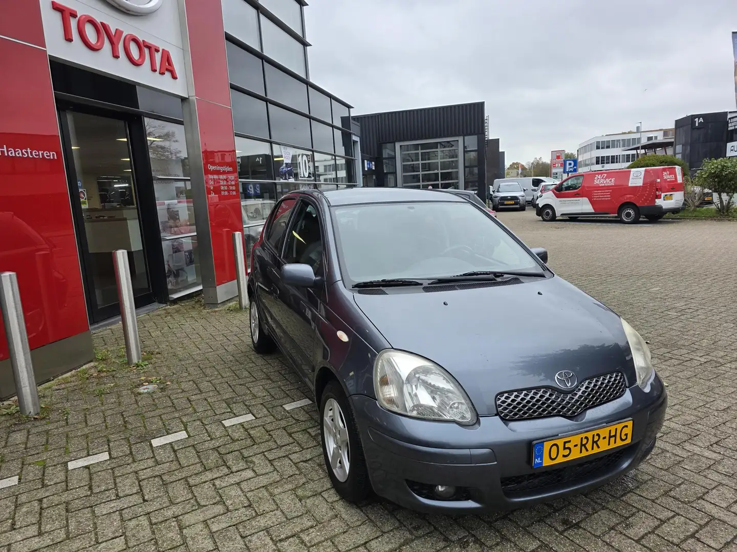 Toyota Yaris 1.3 16V VVT-I 5DR S-LINE Luna Bleu - 2