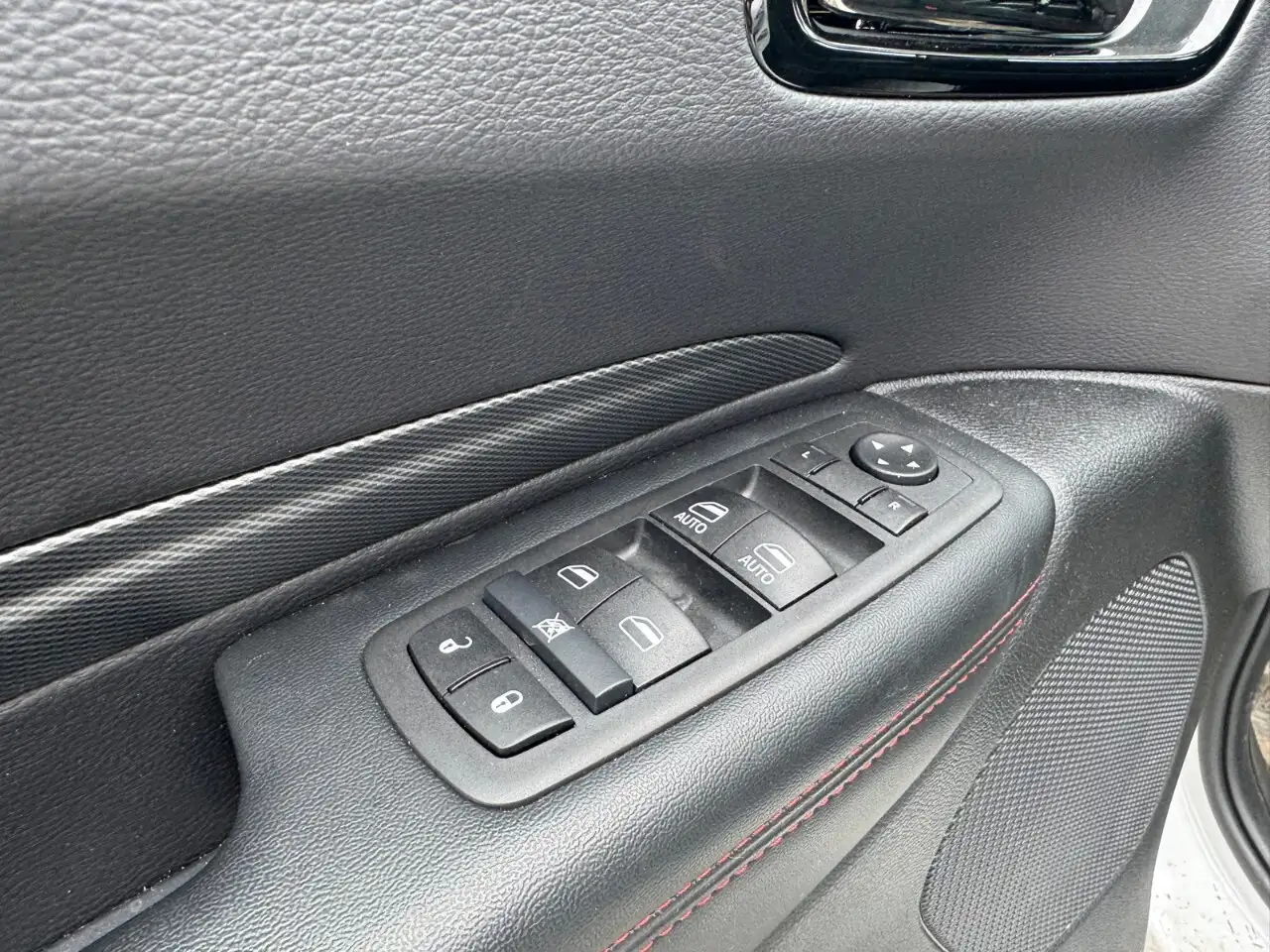 Dodge Durango снимка Dodge Durango