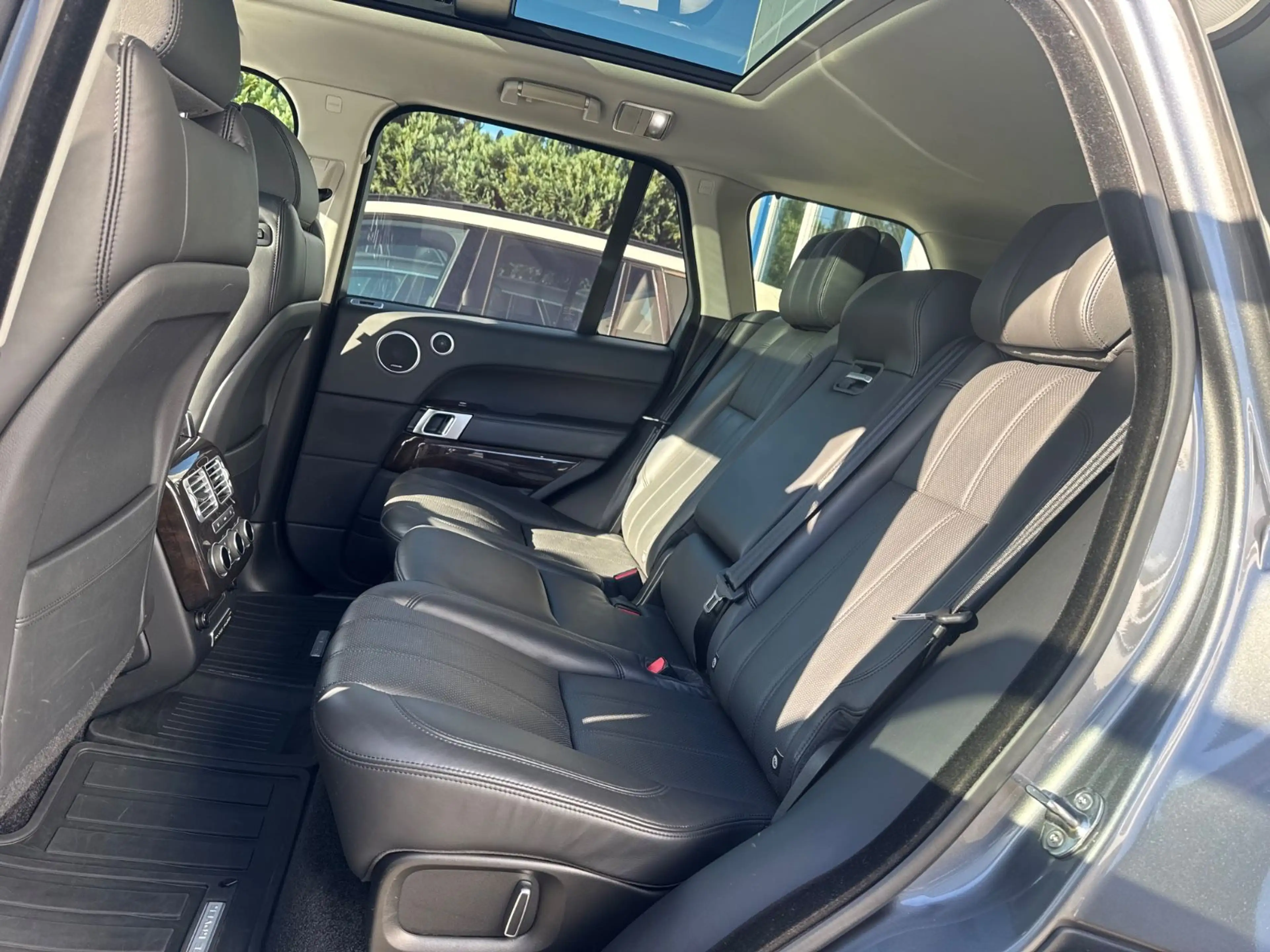 Land Rover Range Rover Vogue*MEGA VOLL*MASSAGE*22Z* — photo 10