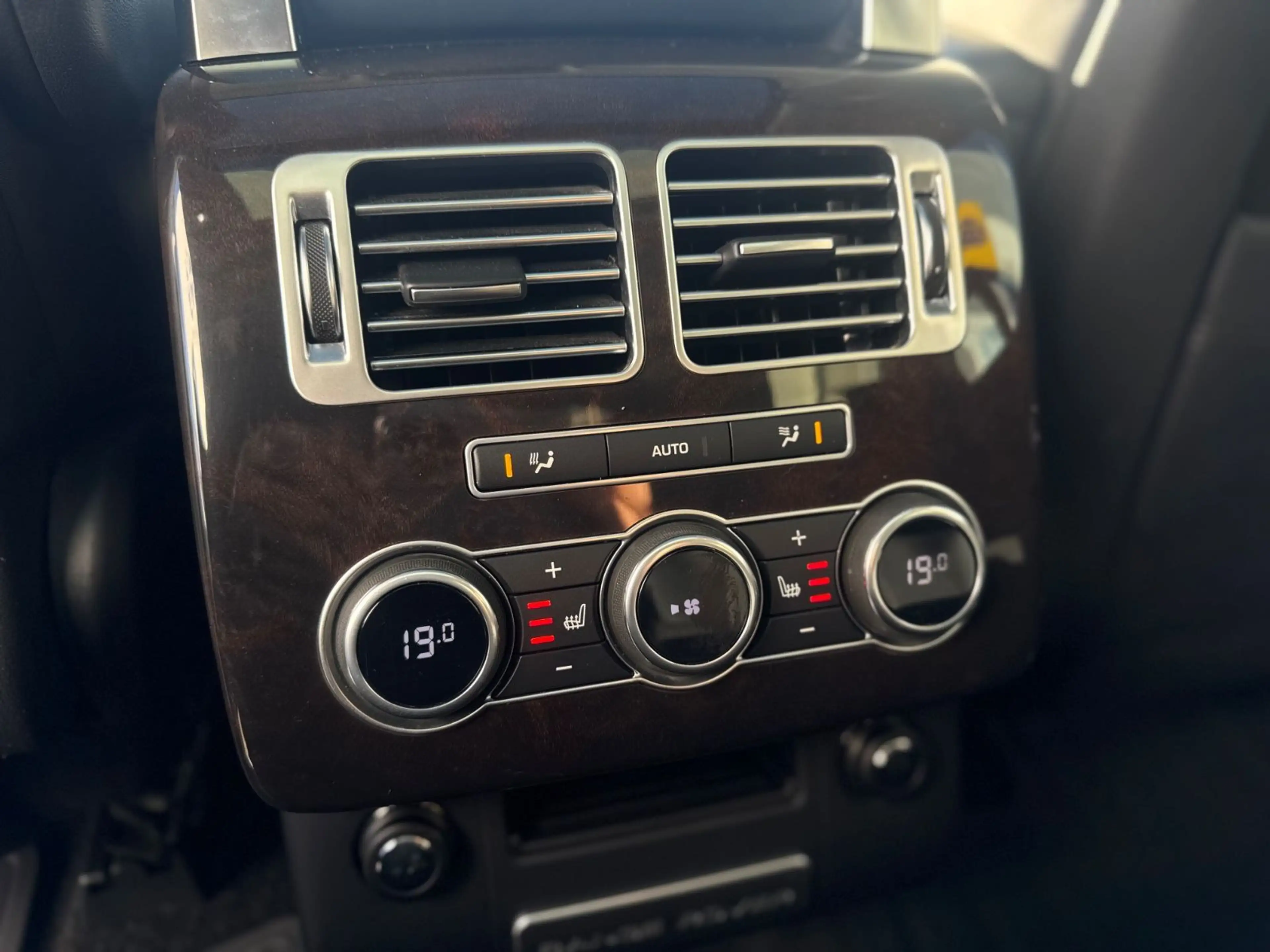 Land Rover Range Rover Vogue*MEGA VOLL*MASSAGE*22Z* — photo 11