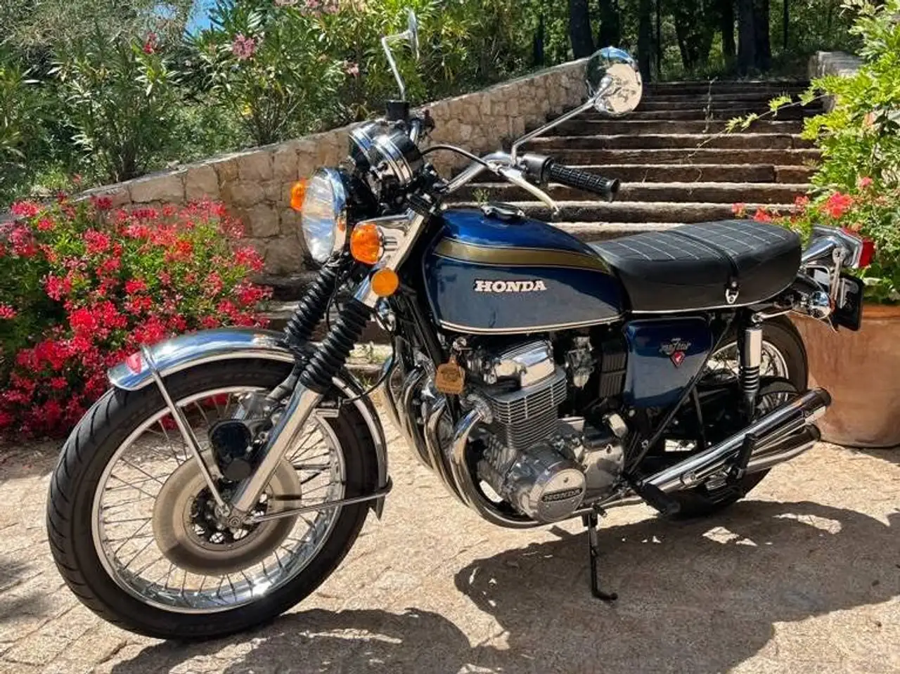 Honda CB 750 four