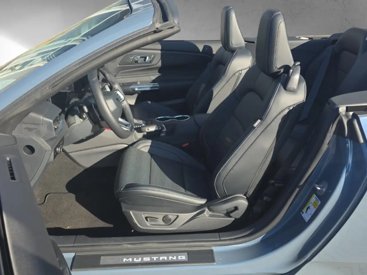 Ford Mustang Convertible 5.0 Ti-VCT GT V8 *446PS *Automatik 9