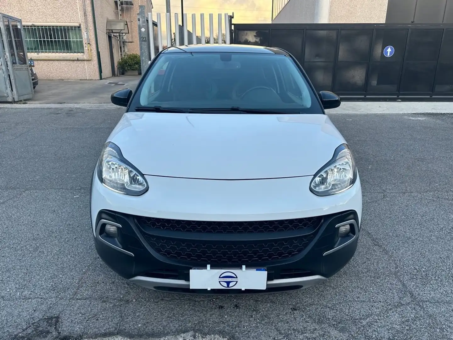 Opel Adam Rocks 1.4 150 CV Start&Stop S Bianco - 2
