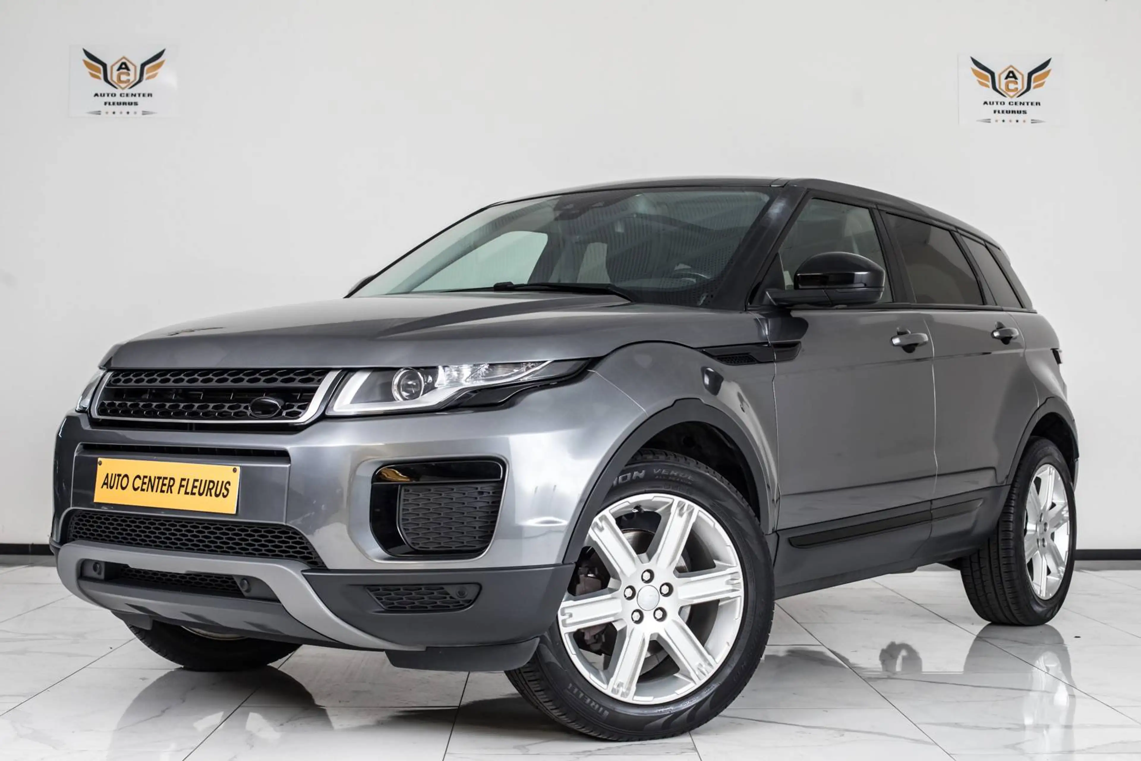 Land Rover Range Rover Evoque 2.0 4WD (EU6d-TEMP) — photo 2