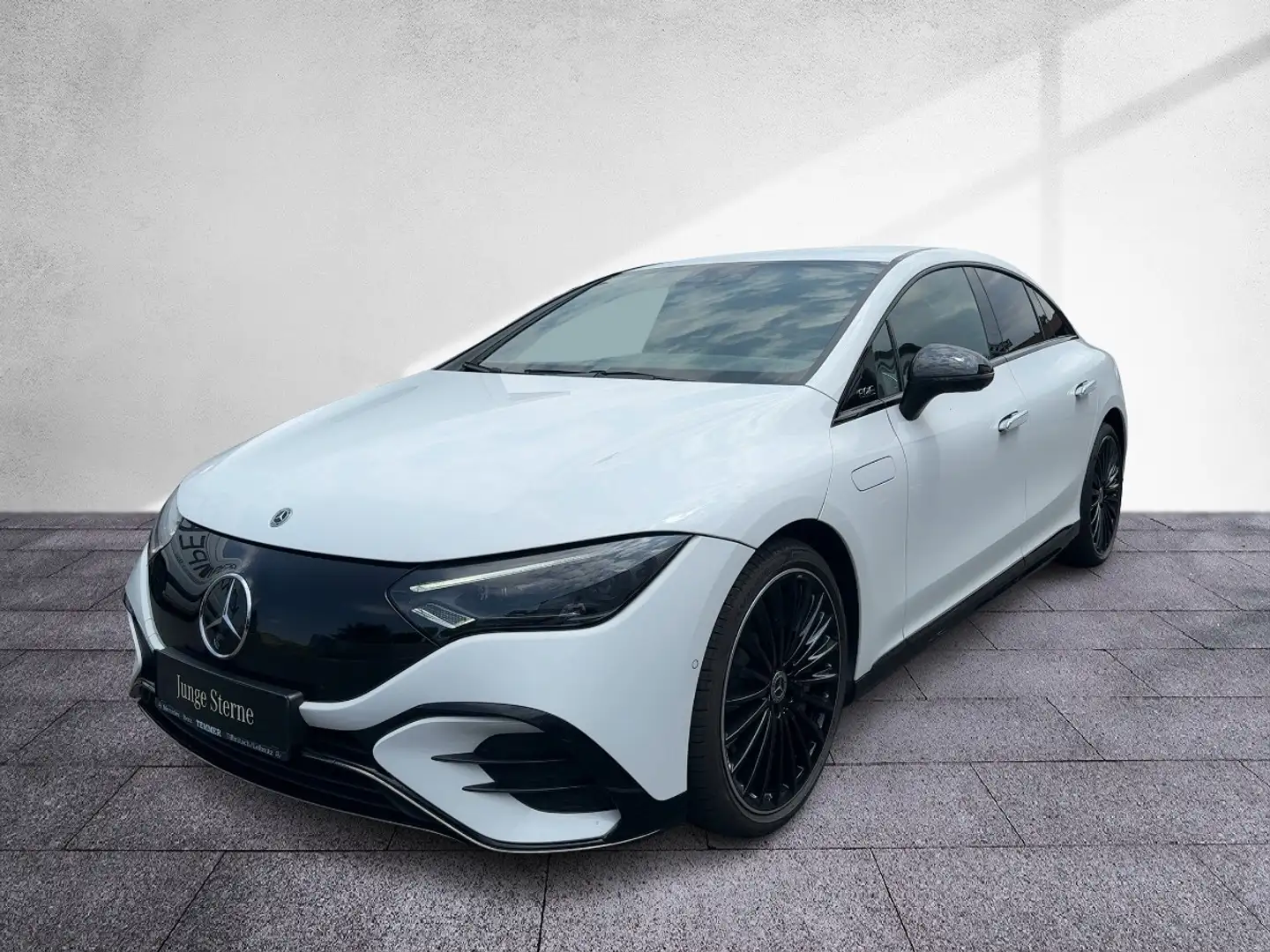 Mercedes-Benz EQE 350 AMG NP € 95.196.- AIR Night Distr Ambiente  HUD FA Weiß - 2