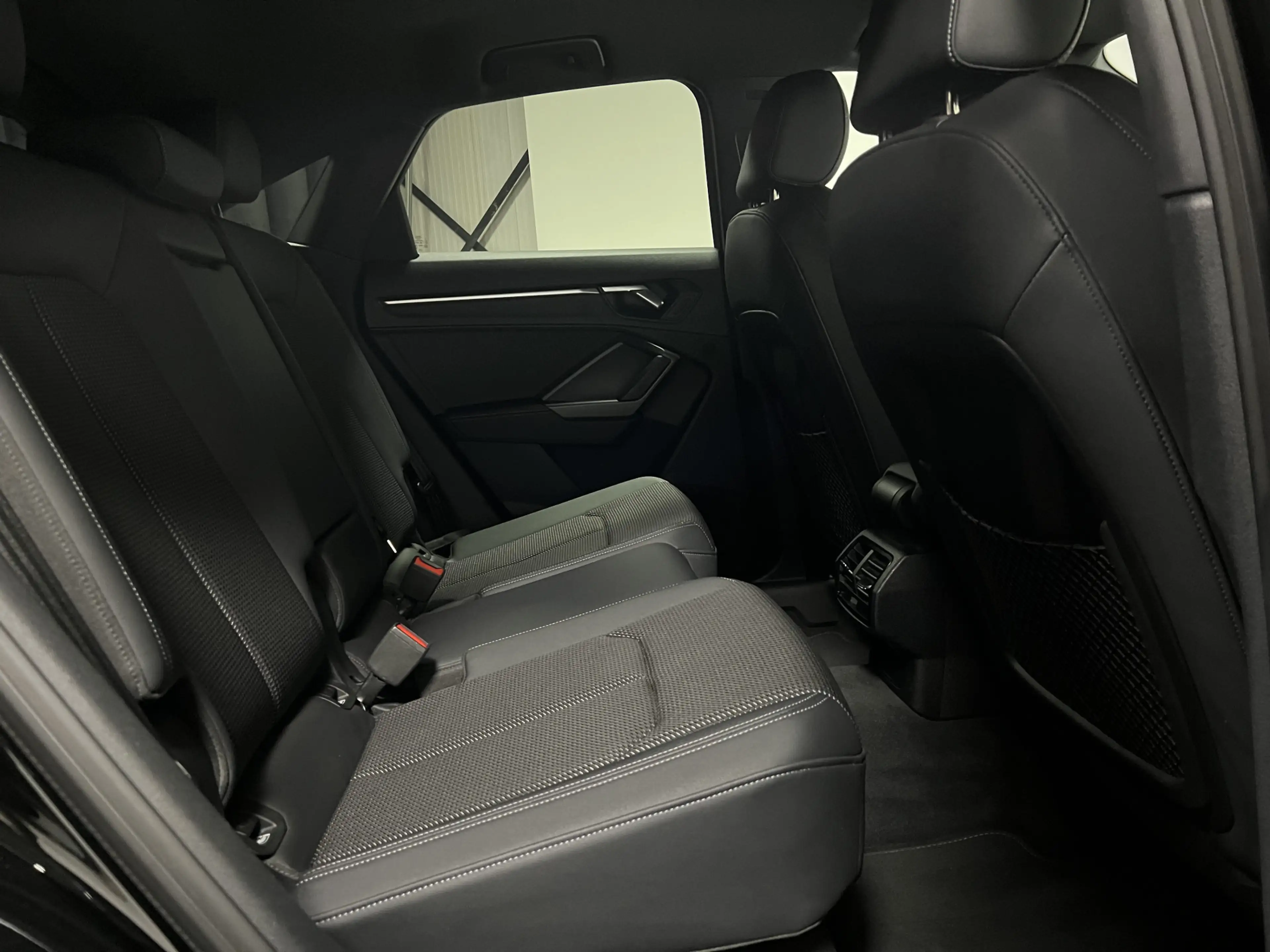 Audi Q3 Sportback 45 TFSI e S Edition | 2X S-LINE | STOEL- — photo 36