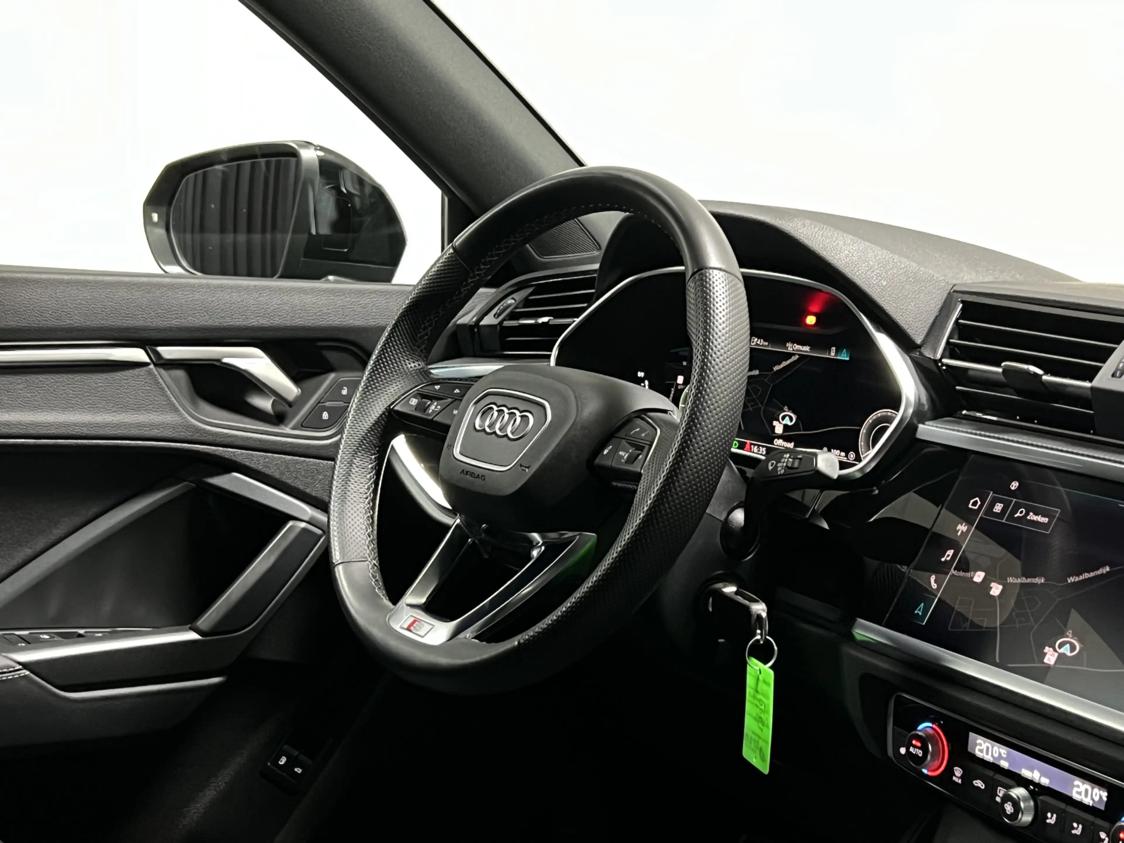 Audi Q3 Sportback 45 TFSI e S Edition | 2X S-LINE | STOEL- — photo 37