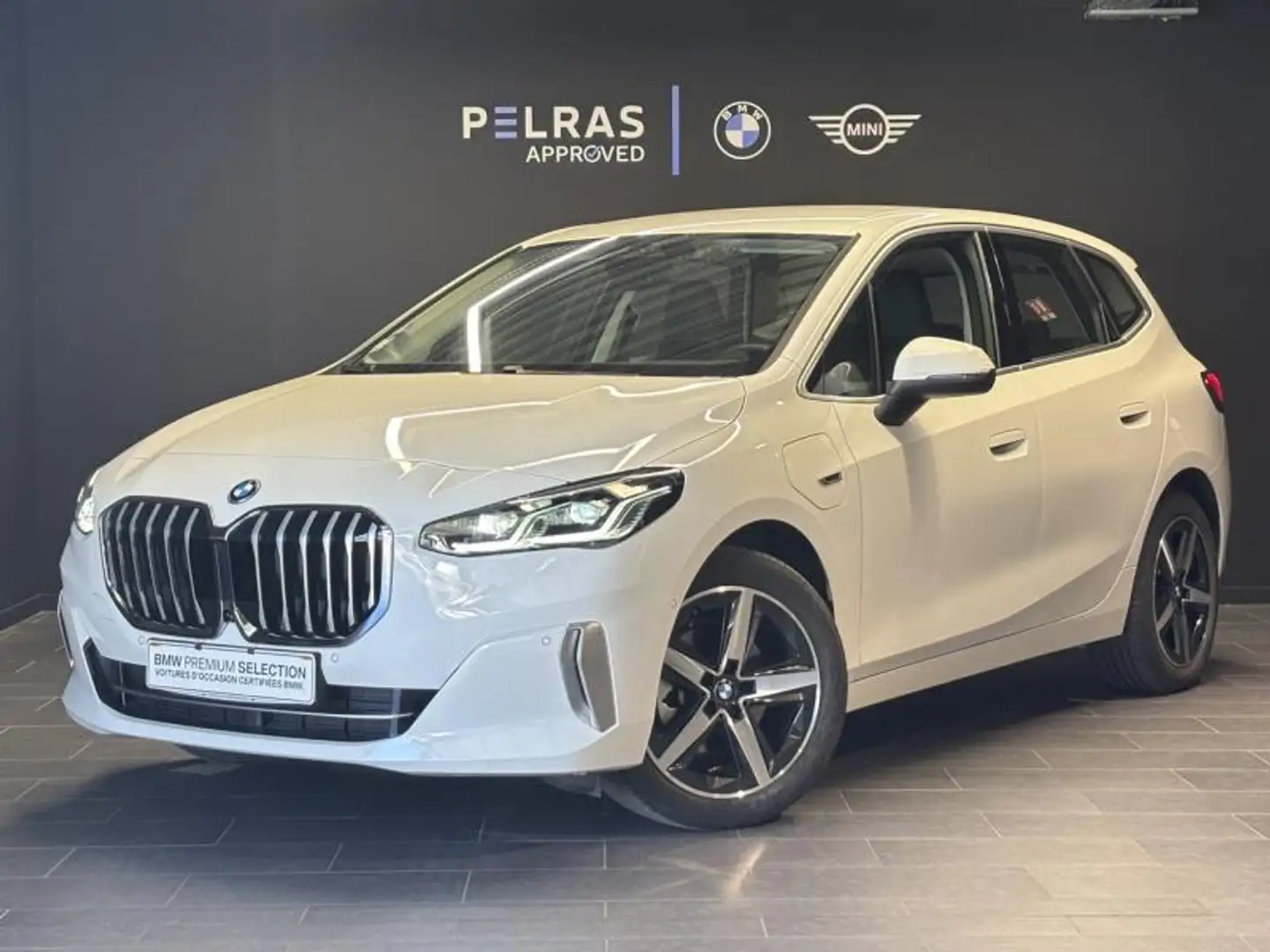 BMW 225 225e 245ch xDrive Luxury DKG7 Blanc - 1