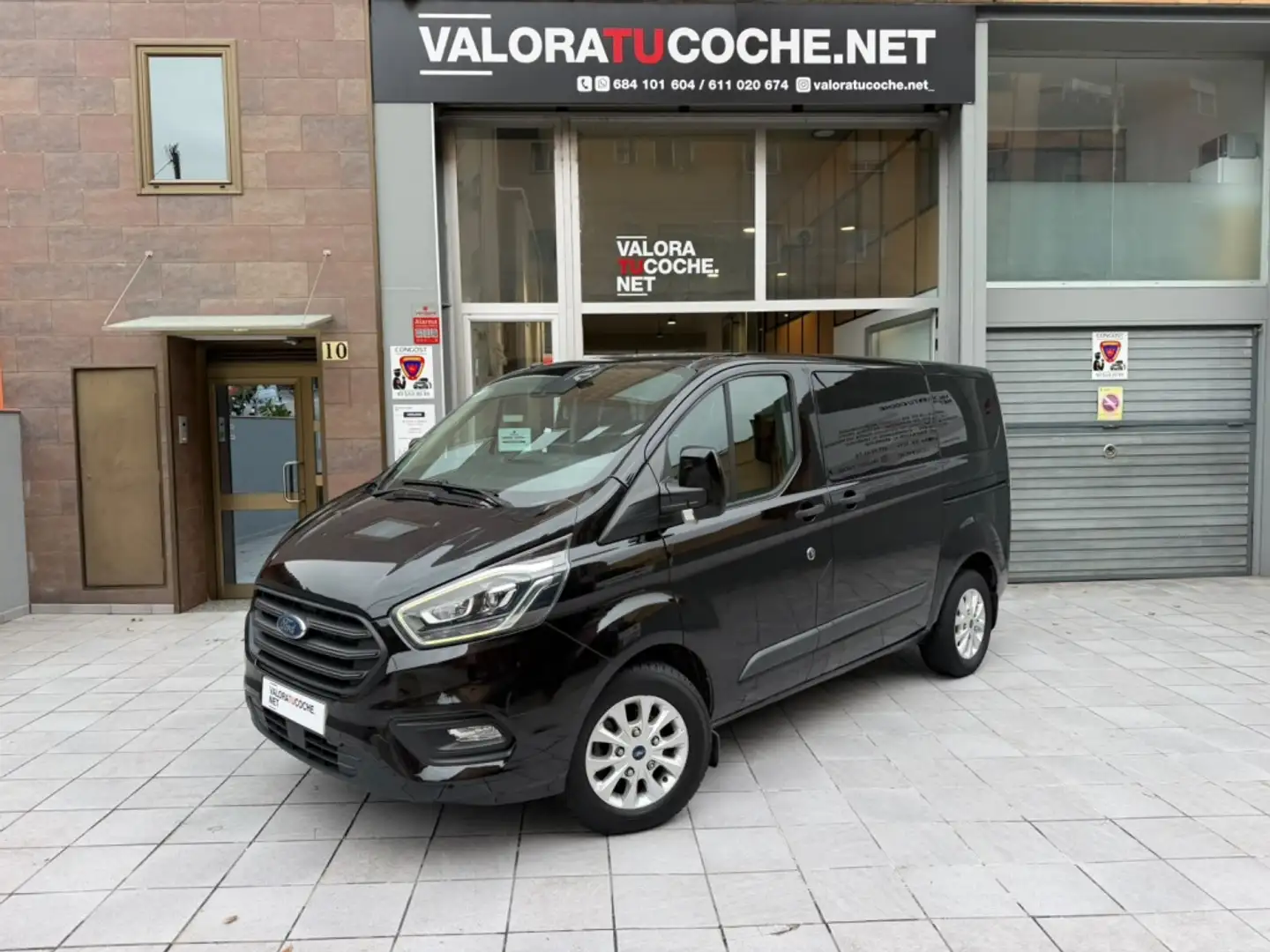 Ford Tourneo Custom 2.0 EcoBlue Trend 130 Negro - 1