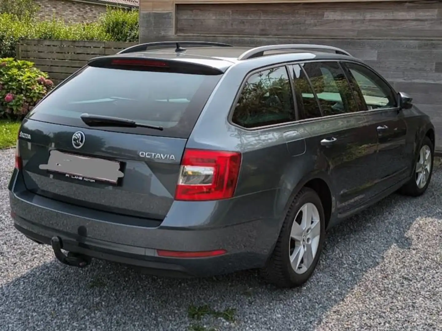 Skoda Octavia Octavia SW 1.6 CR TDi Ambition Szürke - 2