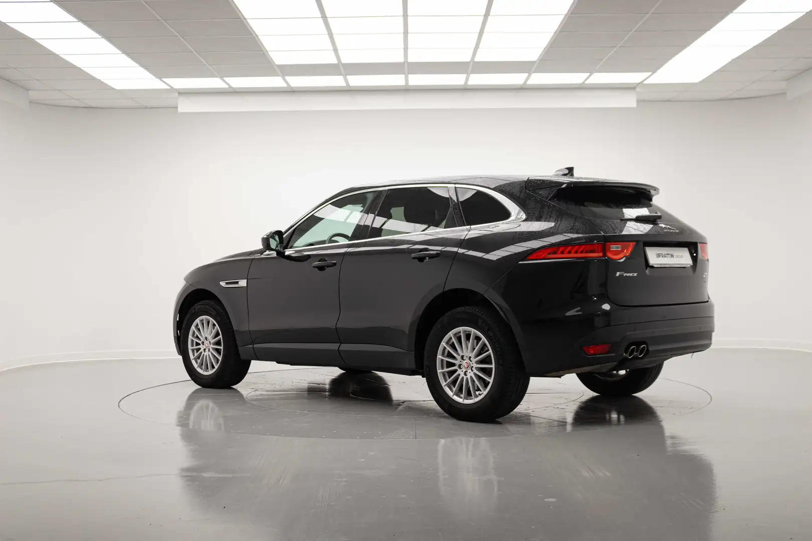 Jaguar F-Pace 2.0 D 180 CV AWD aut. Prestige Noir - 2
