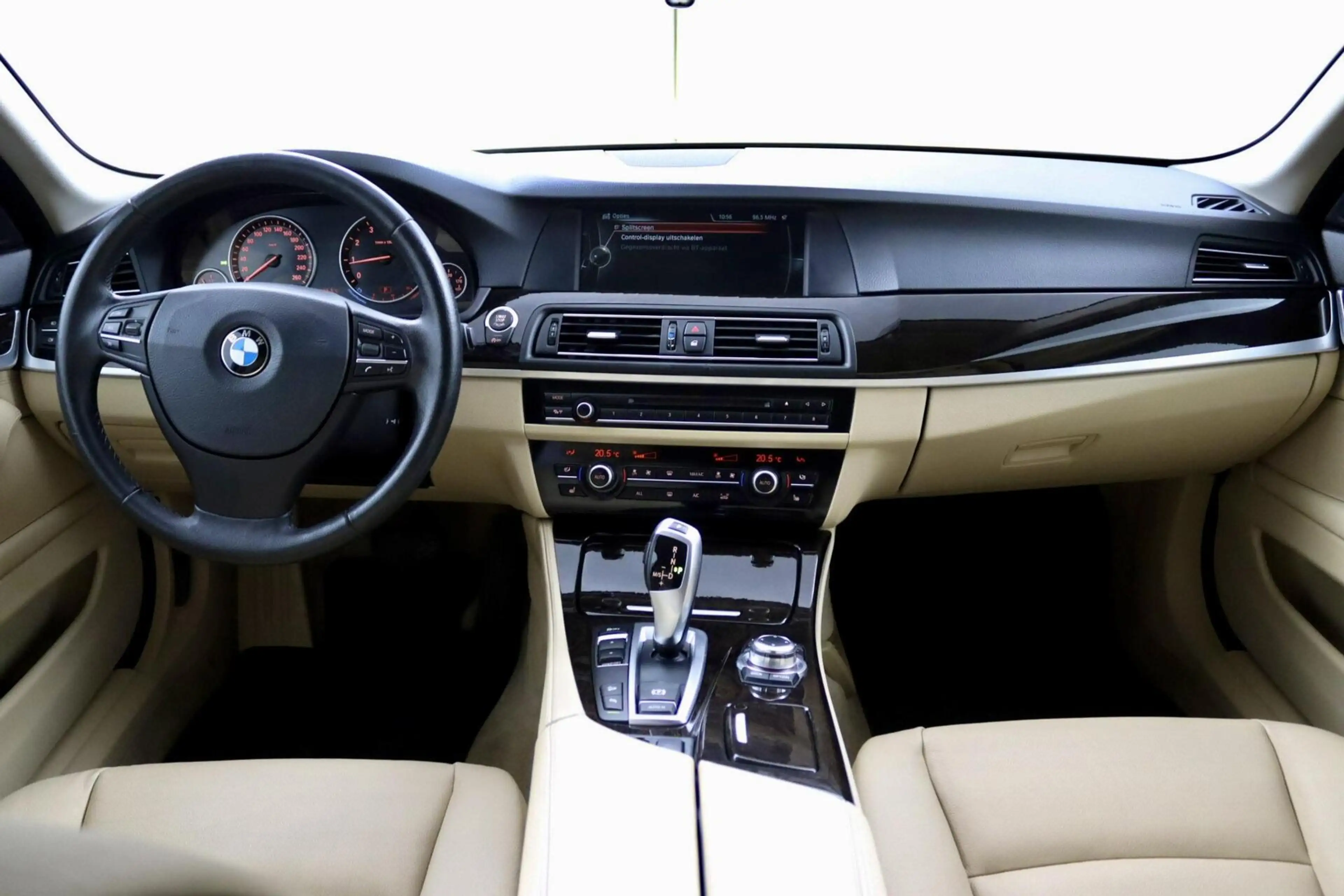 BMW 528 5-serie Touring 528xi Executive blauw — photo 2