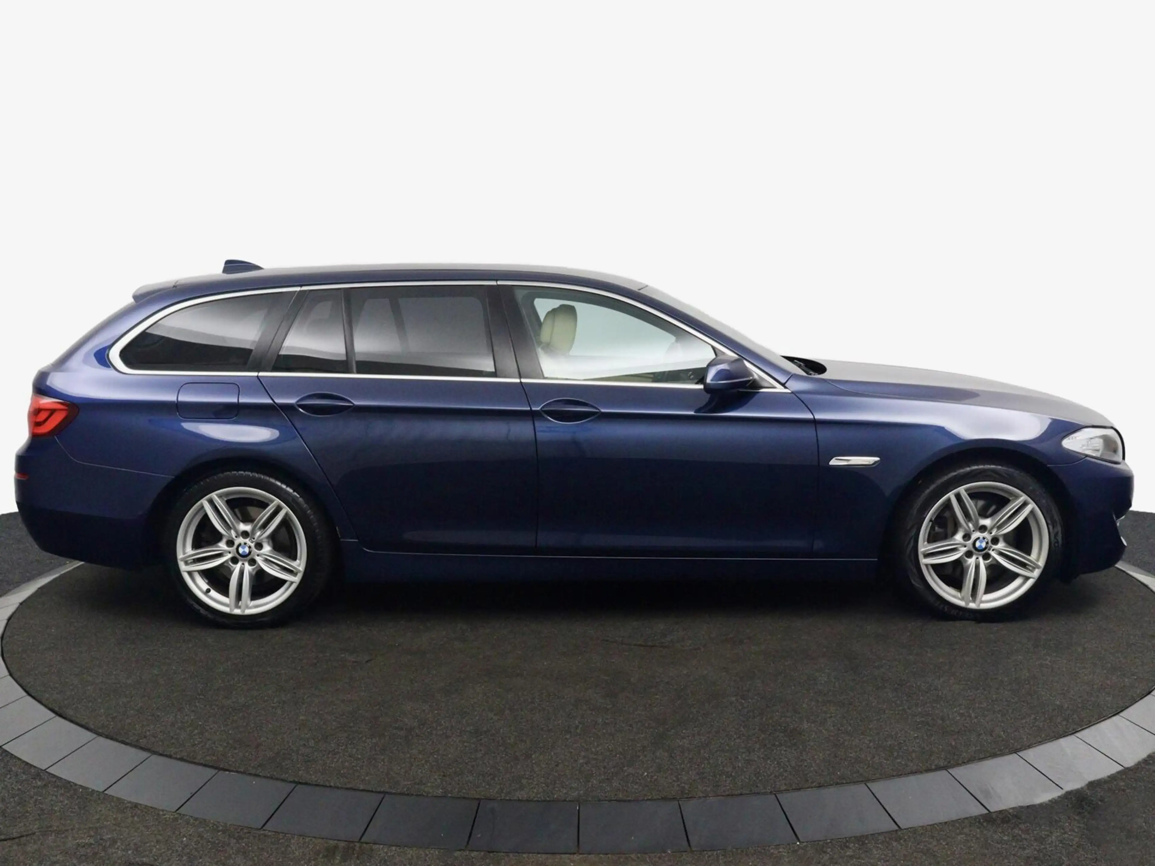 BMW 528 5-serie Touring 528xi Executive blauw — photo 5