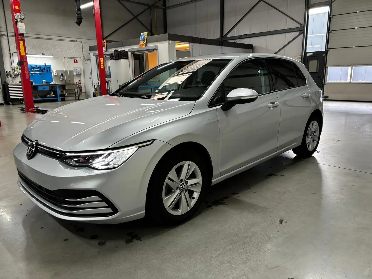 Volkswagen Golf 1.0 TSI Life OPF Plateado - 1