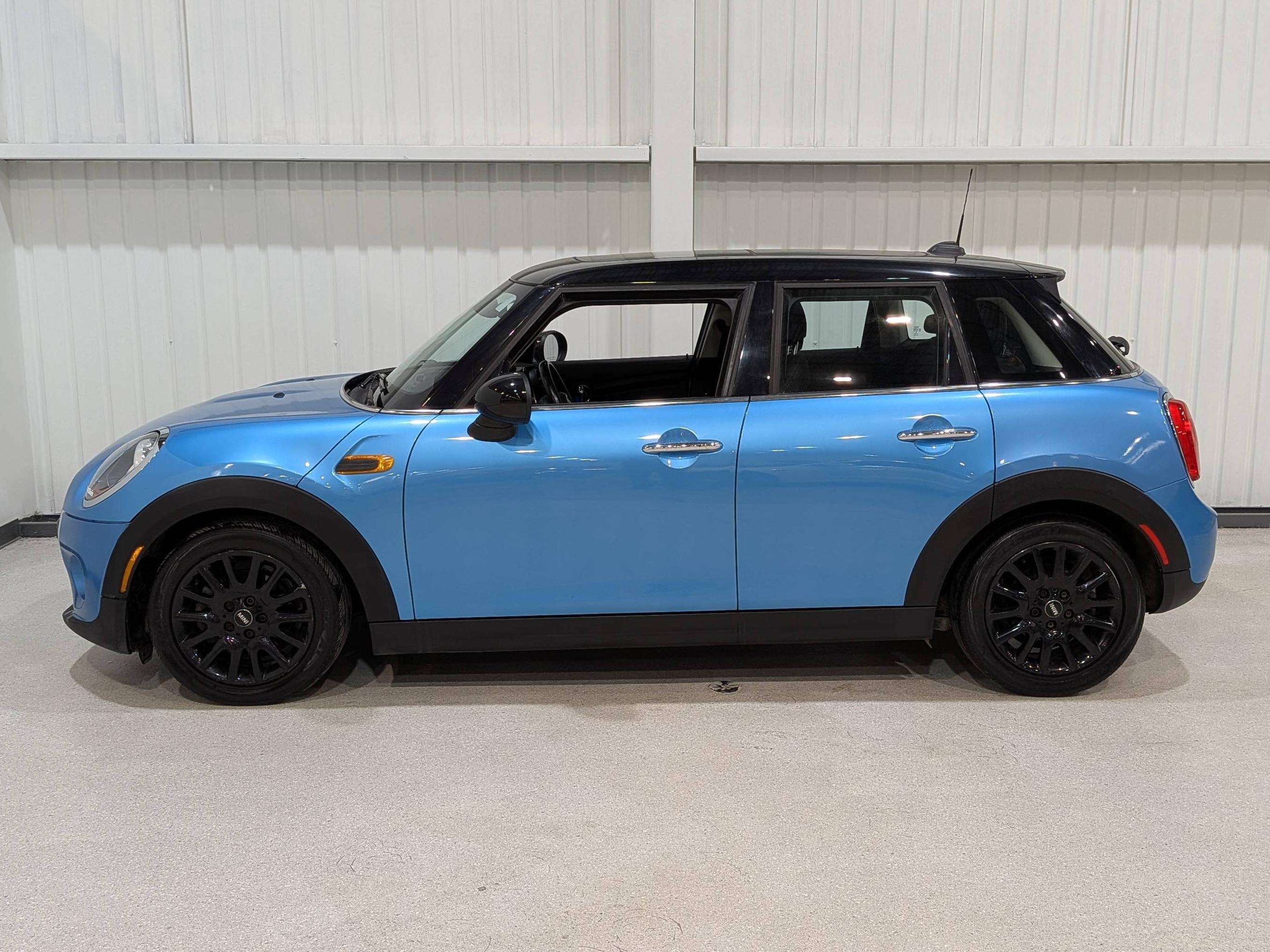 MINI Cooper Hardtop 2016