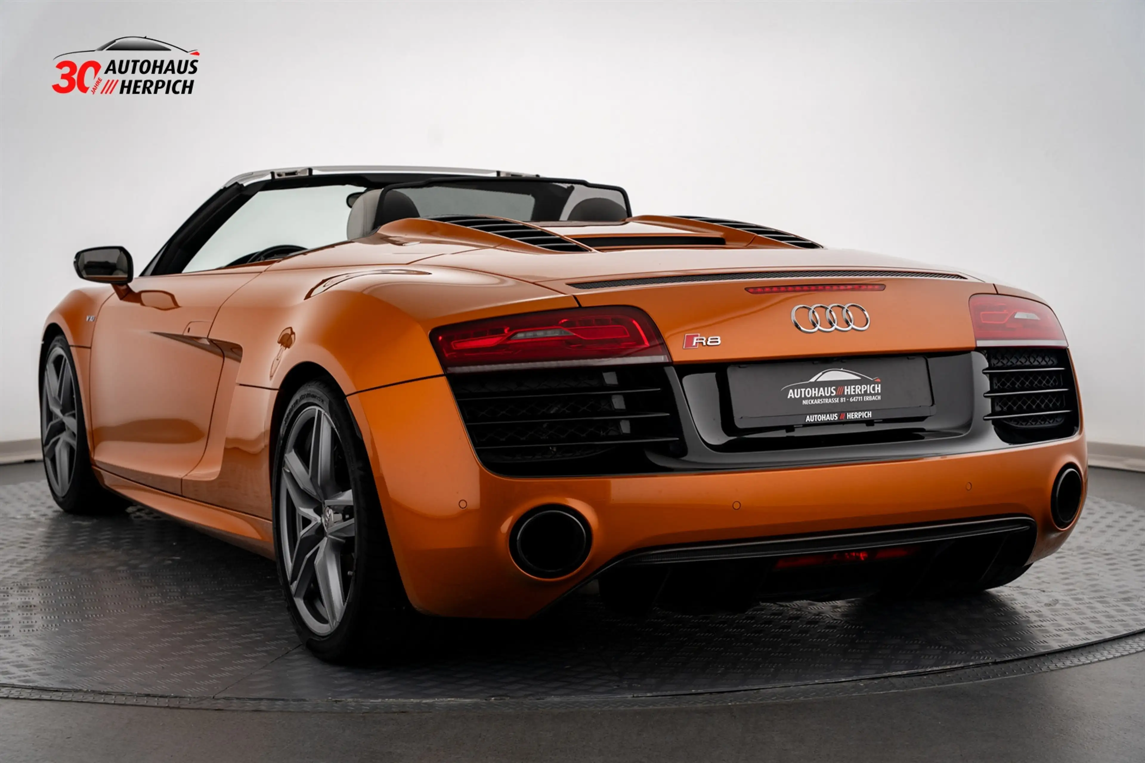 Audi R8 5.2 FSI V10 SPYDER QUATTRO RFK LED CARBON B&O — photo 3