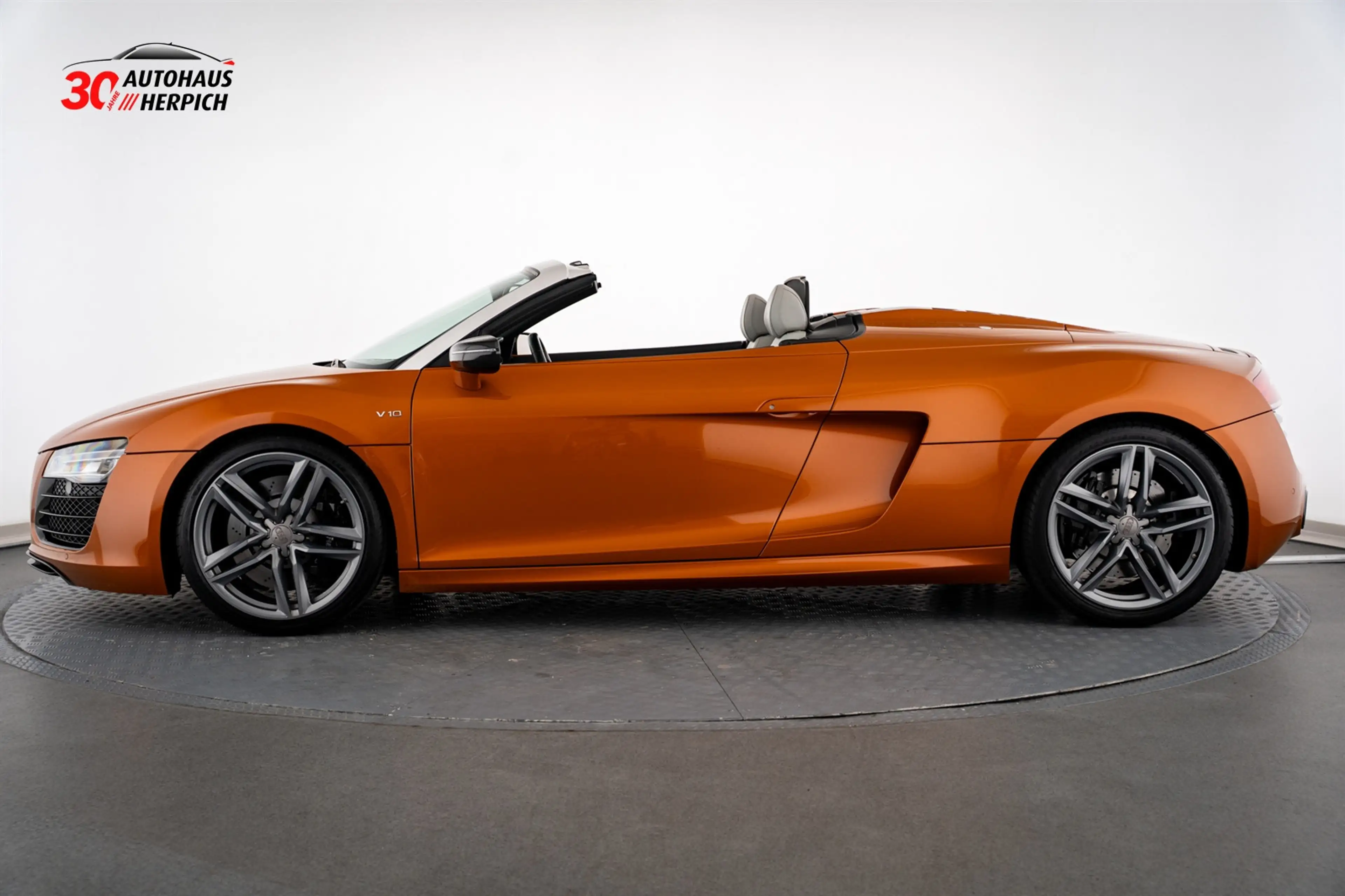 Audi R8 5.2 FSI V10 SPYDER QUATTRO RFK LED CARBON B&O — photo 2