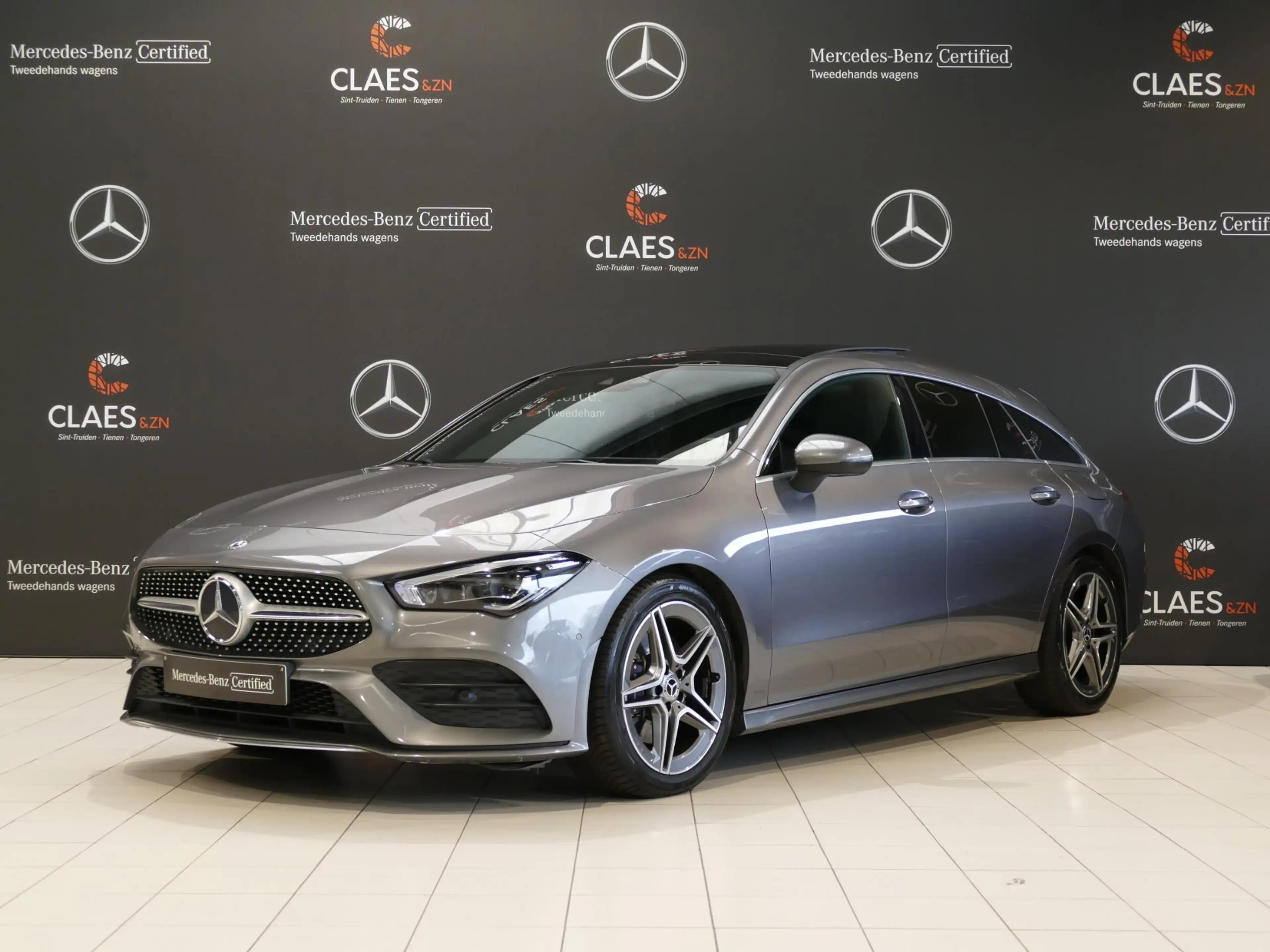 Mercedes-Benz CLA 220 220d Shooting Brake AMG Line DOS 8153