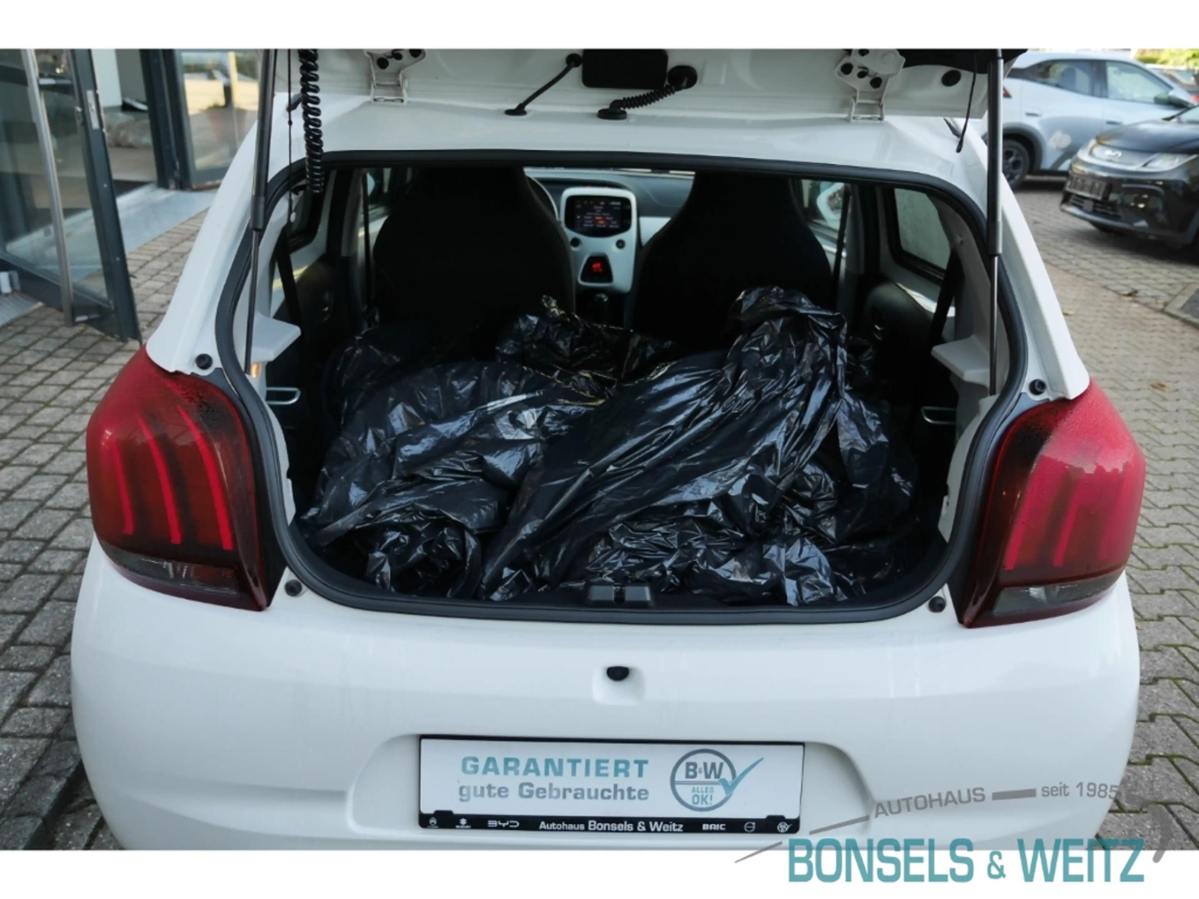 Peugeot 108 Roland Garros+Faltdach+Klima+Tempomat+Bluetooth+ZV — photo 10