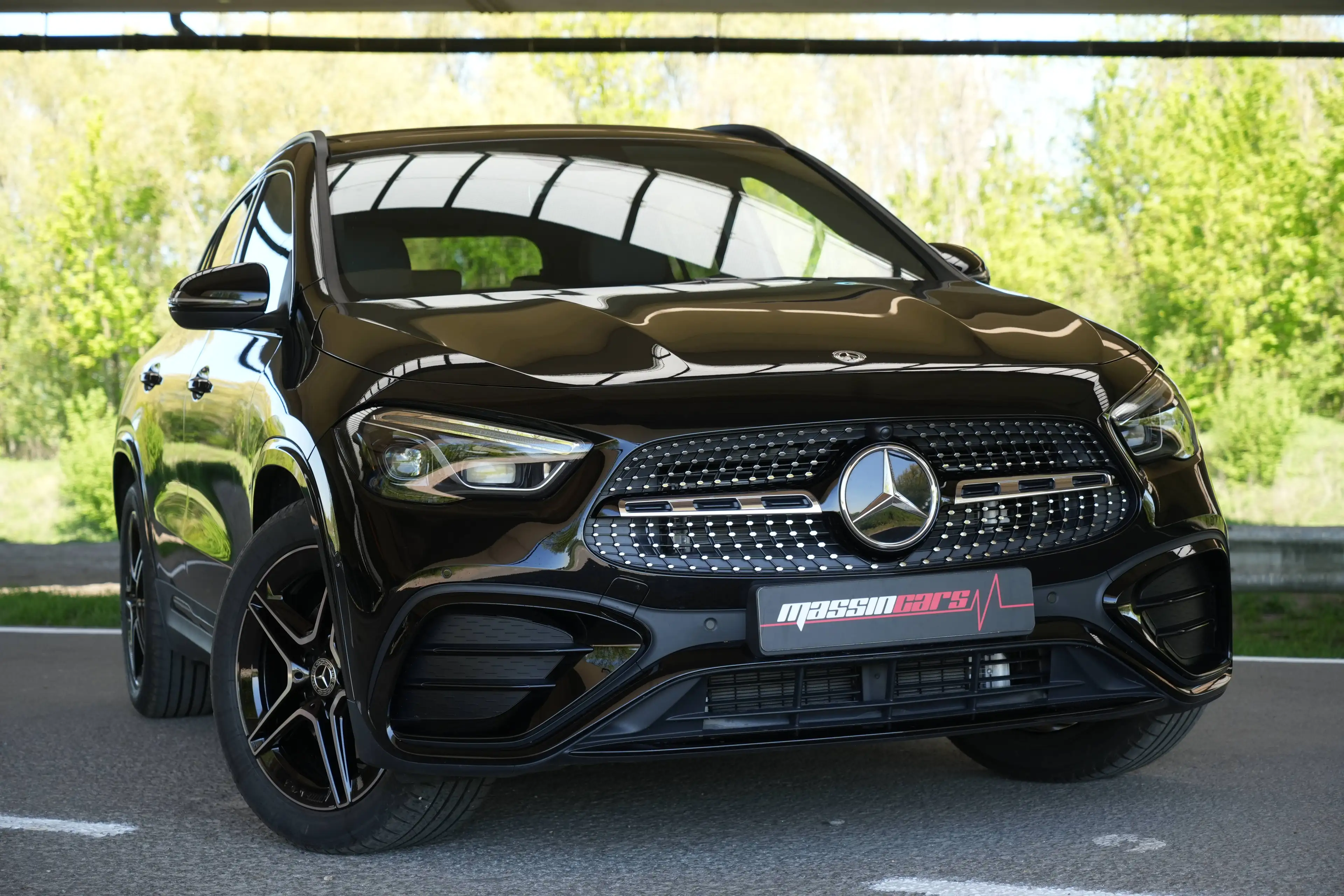 Mercedes-Benz GLA 200 AMG-Line | Nieuwe Wagen! | 1600km! | PANO | LED — photo 3