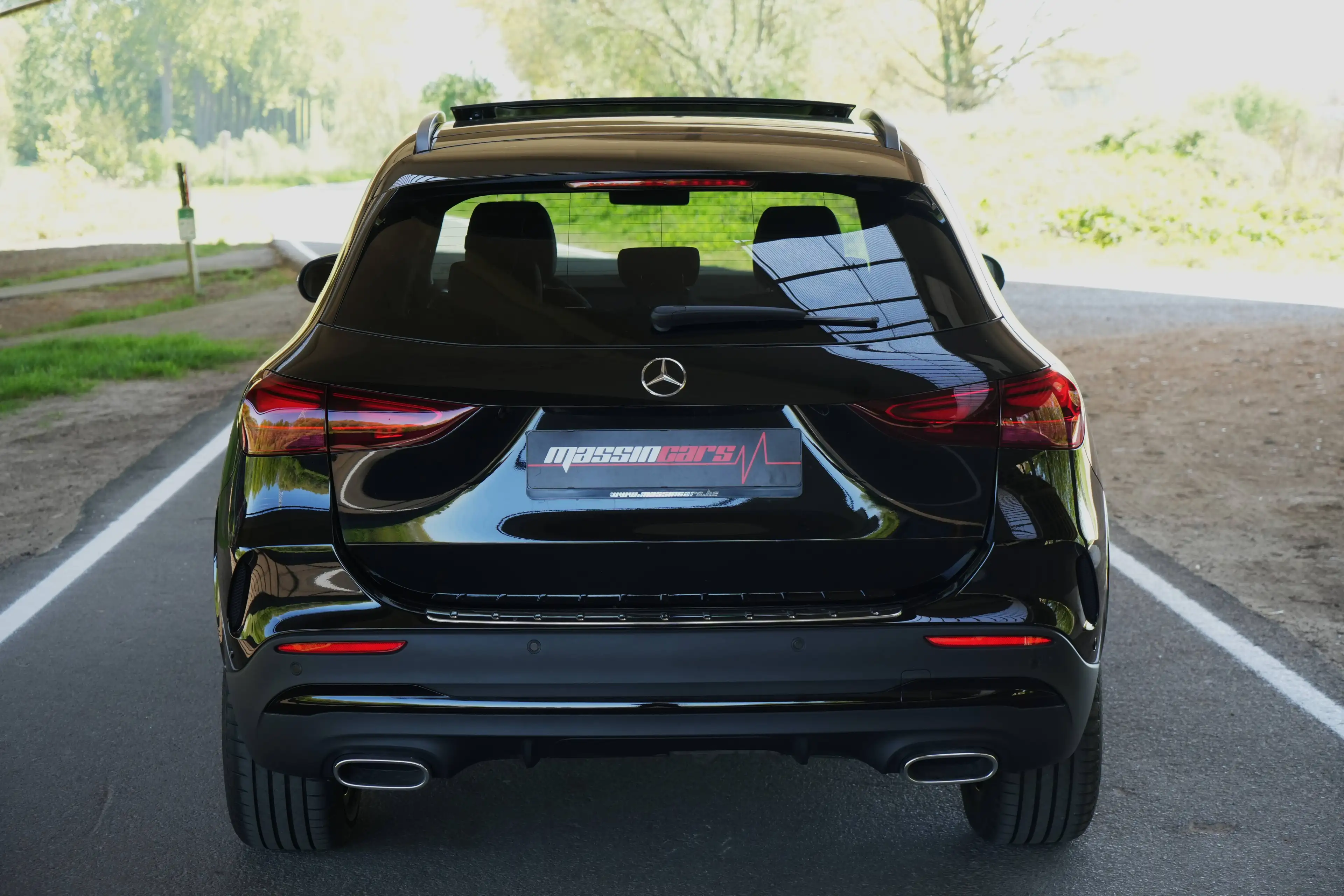 Mercedes-Benz GLA 200 AMG-Line | Nieuwe Wagen! | 1600km! | PANO | LED — photo 11