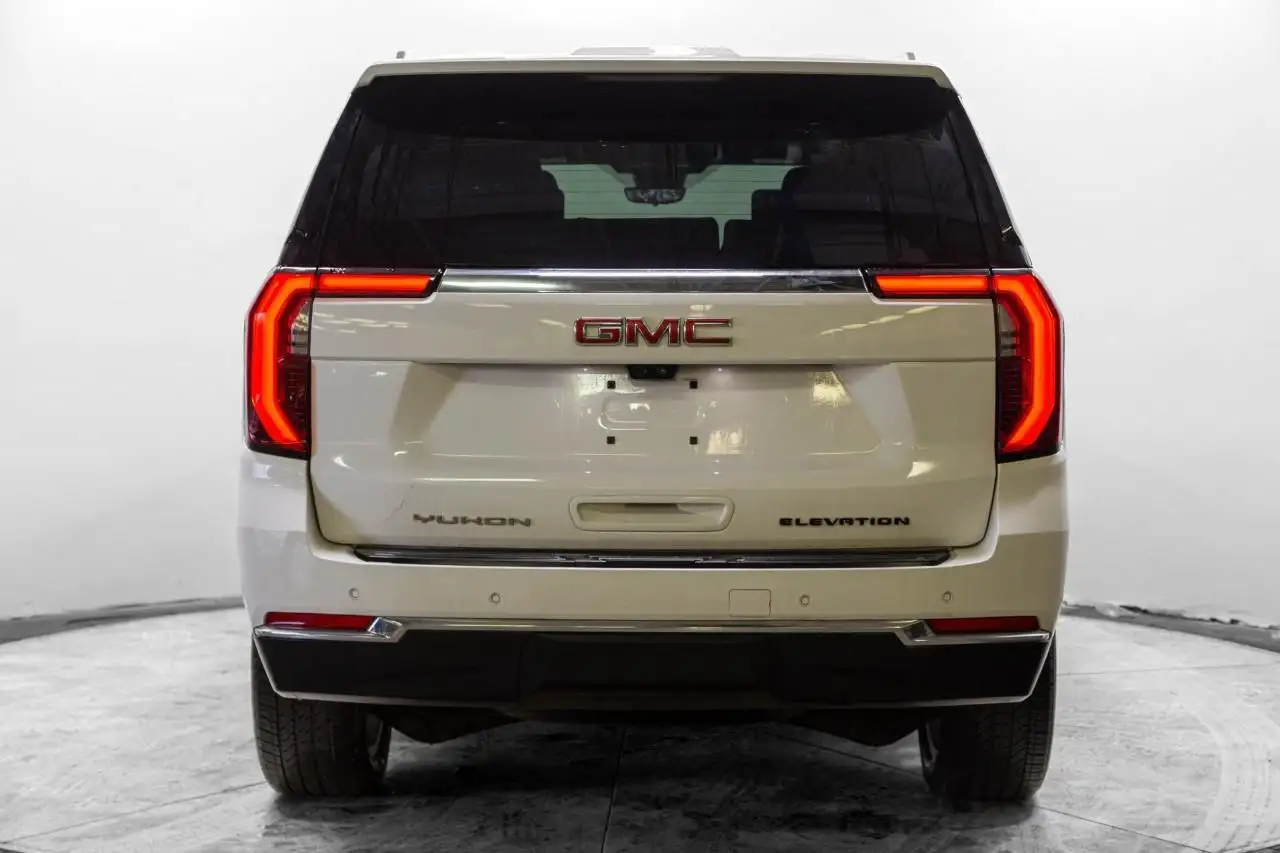 GMC Yukon снимка GMC Yukon
