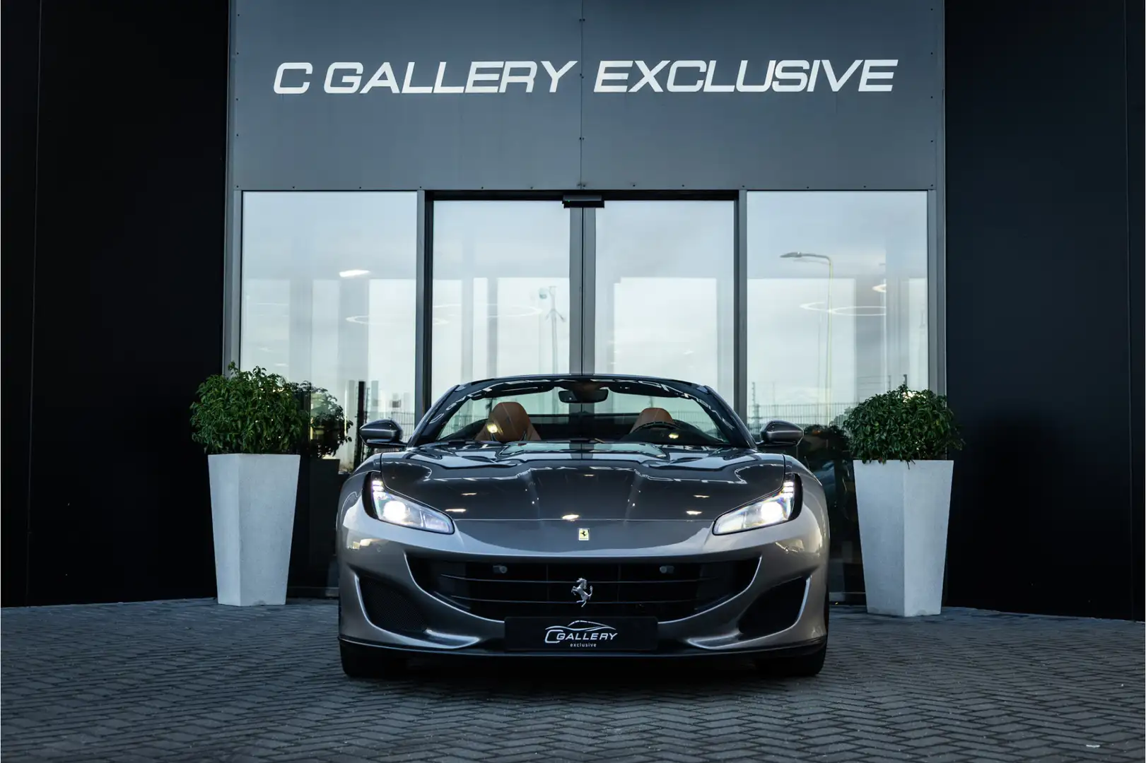 Ferrari Portofino 3.9 V8 HELE - Grigio Ferro | Carbon | Memory Gris - 2