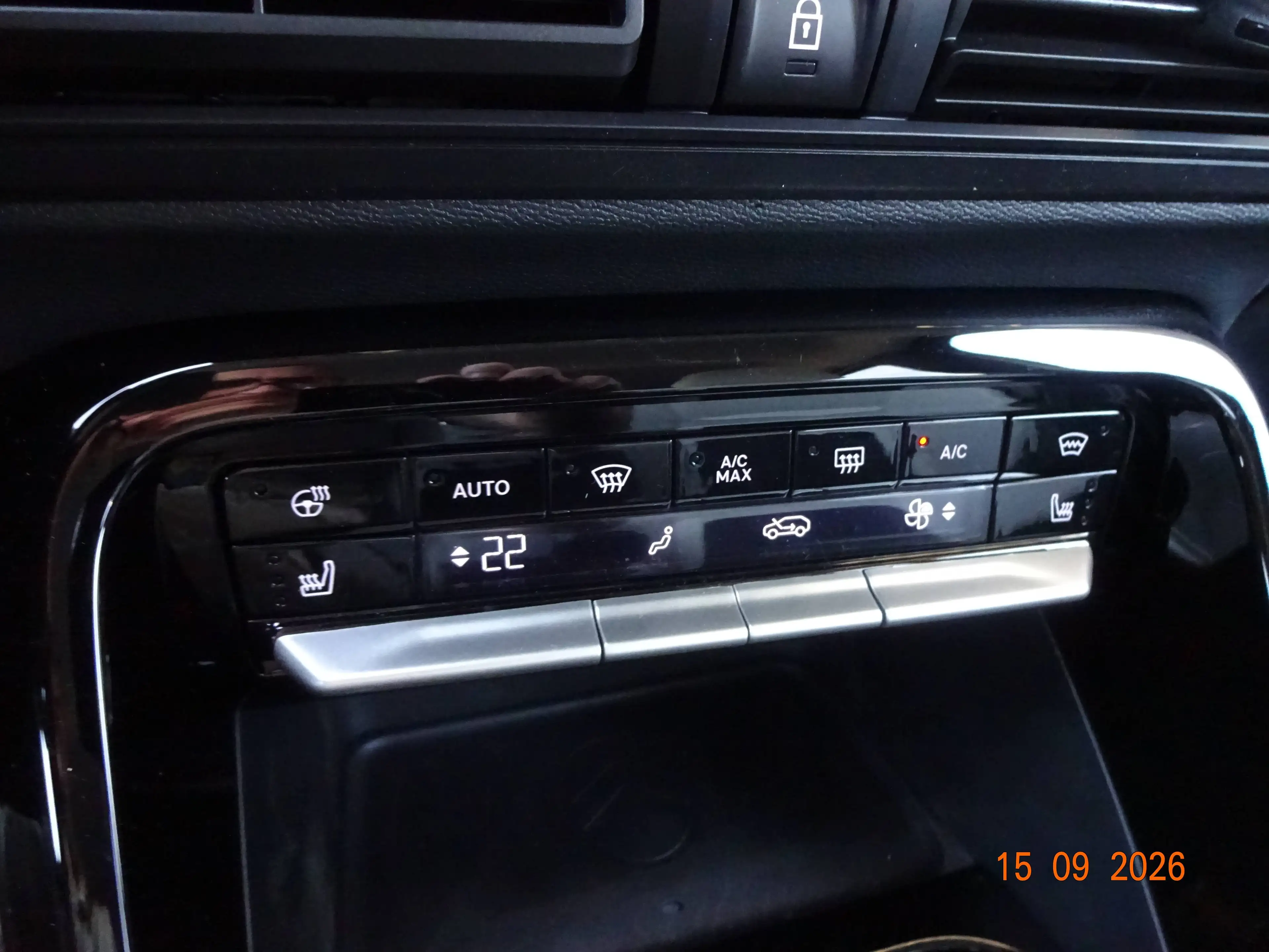 Citroen C3 Turbo 100 MAX — photo 14