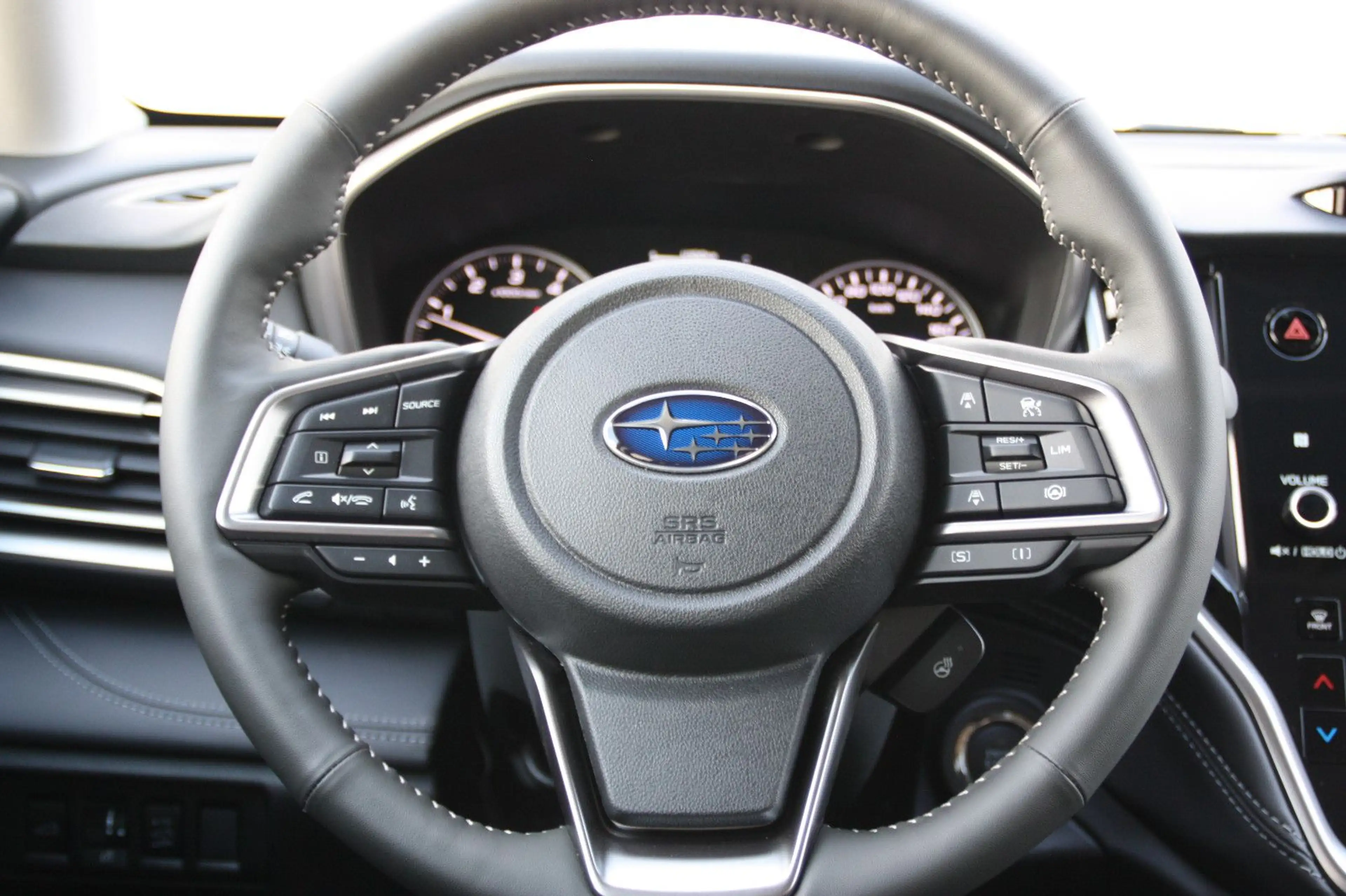 Subaru OUTBACK 2,5i Platinum AWD NAVI*BlackDesign — photo 13