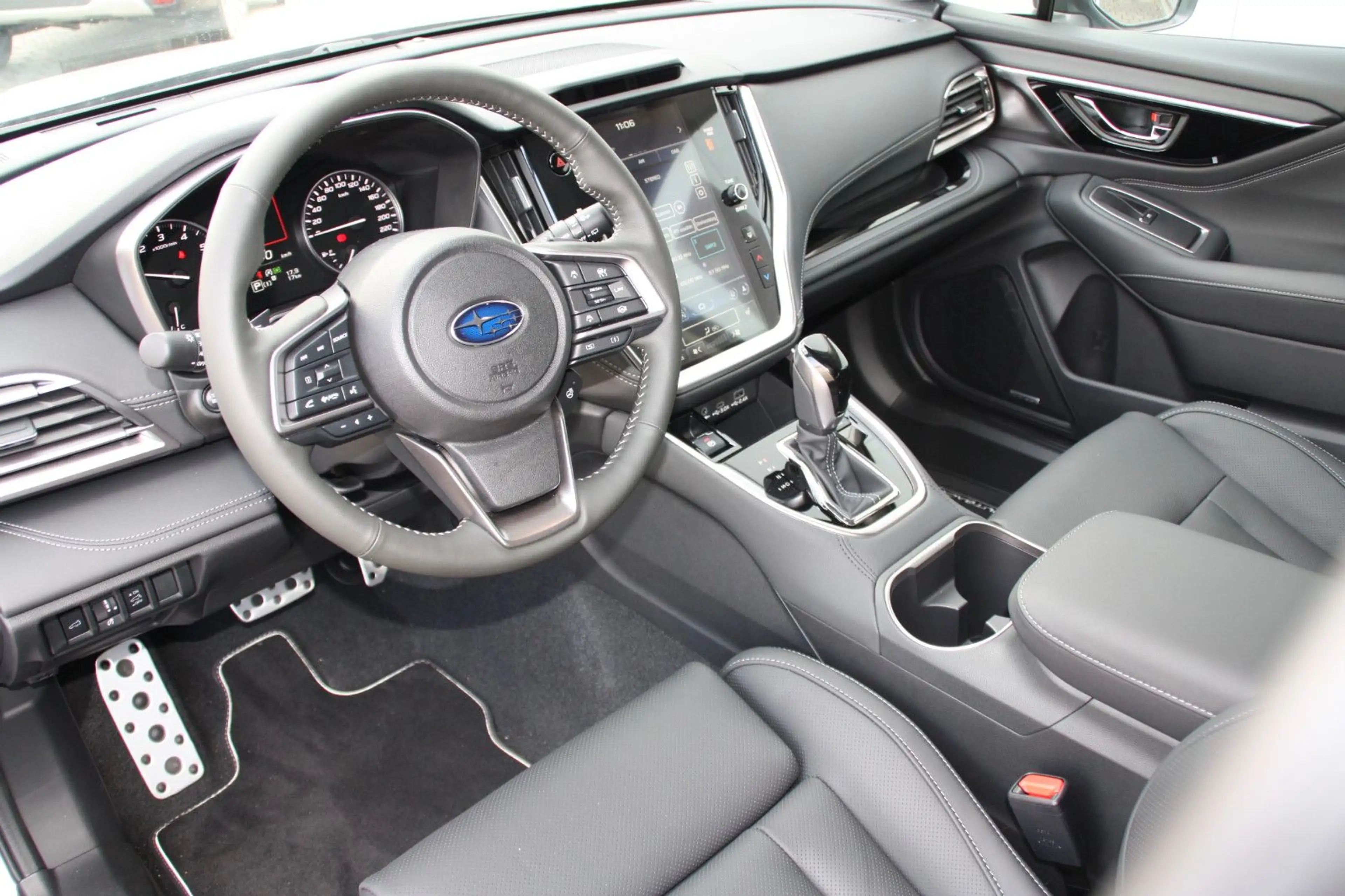 Subaru OUTBACK 2,5i Platinum AWD NAVI*BlackDesign — photo 7