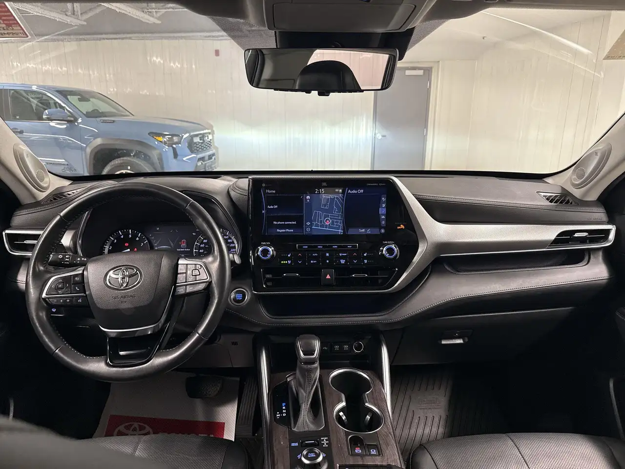 Toyota Highlander снимка Toyota Highlander