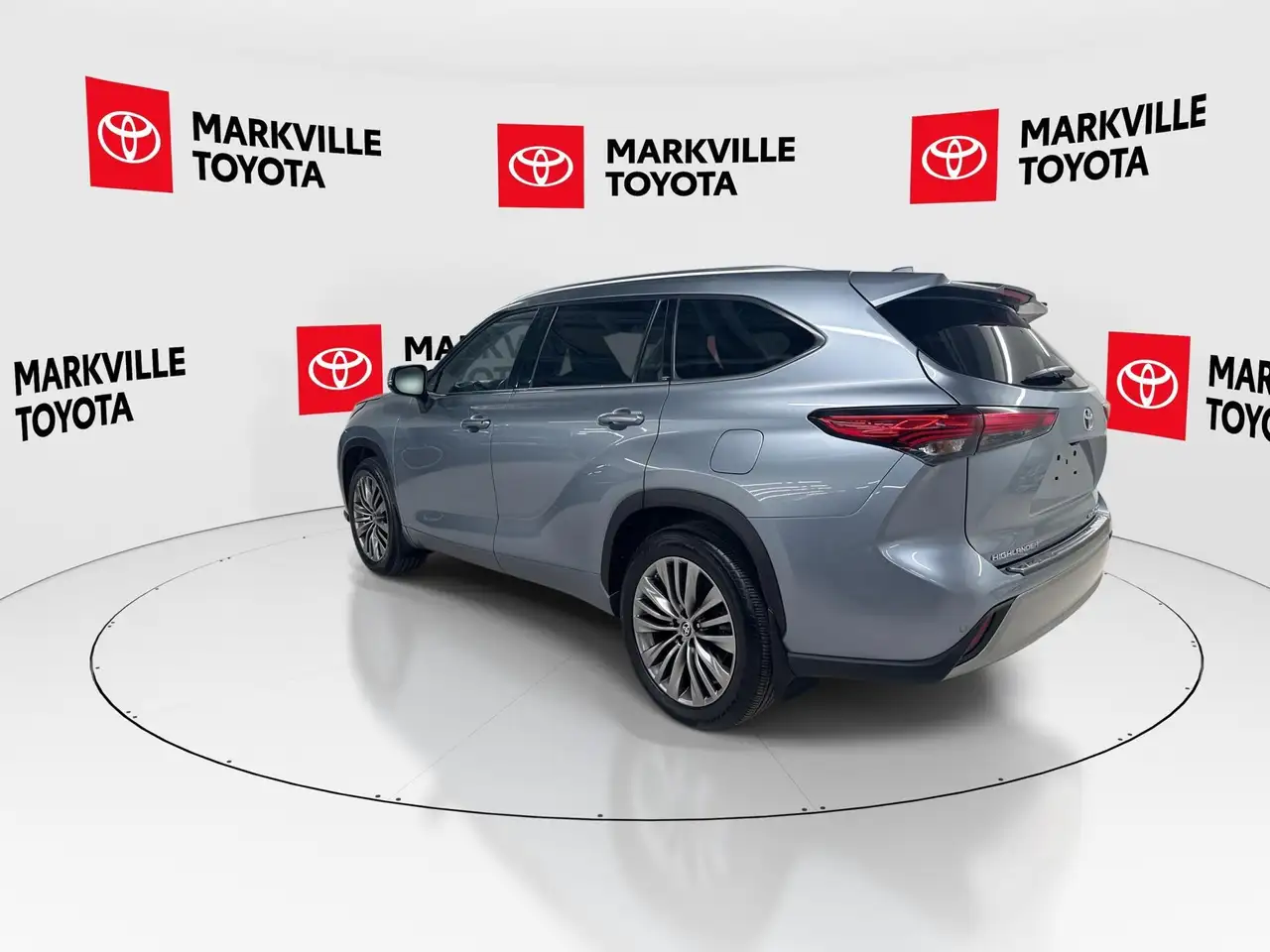 Toyota Highlander снимка Toyota Highlander