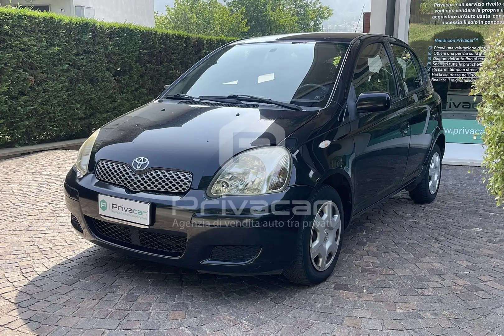 Toyota Yaris 1.4 tdi D-4D cat 5 porte Sol Negru - 1