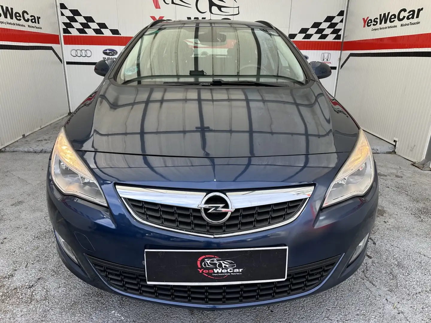 Opel Astra ST 1.4 T Enjoy Blau - 2