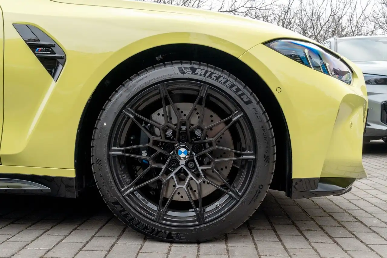 BMW M3 Touring Competion M DR.ASS.PRO.HUD.LHZ.360° 9