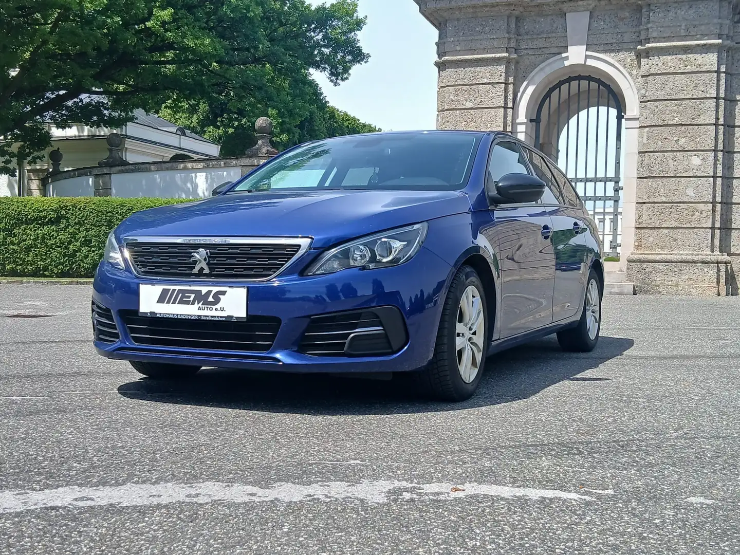 Peugeot 308 Active *PICKERL NEU*TOUCH*NAVI* Blau - 1