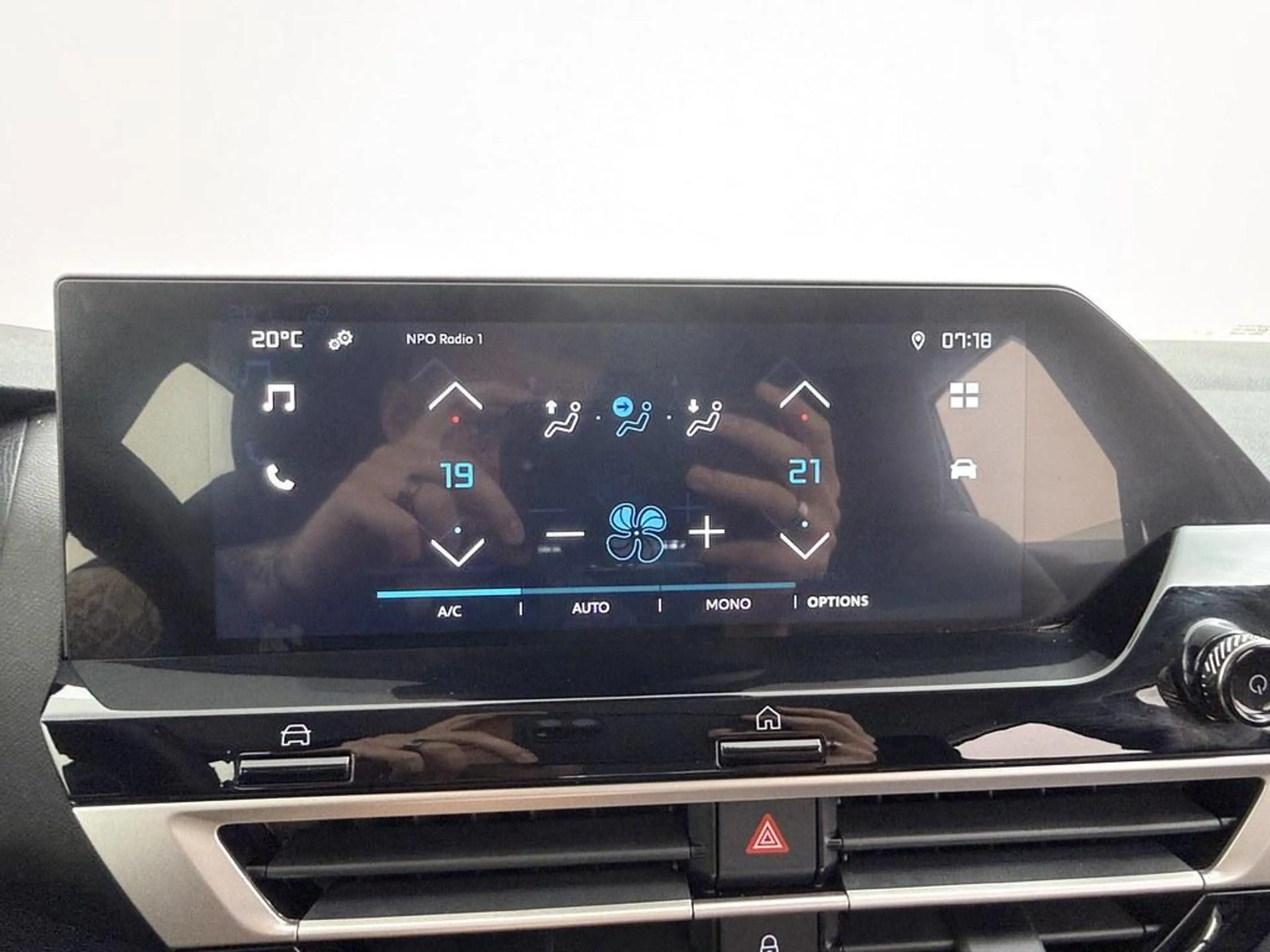 Citroen E-C4 Electric You 50 kWh Soh 98,8% H.Leder/Nav/Camera/Ecc/Led/ C — photo 11