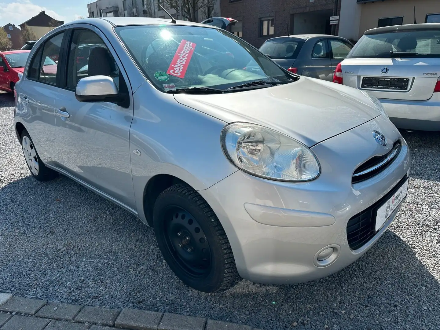 Nissan Micra Acenta Silber - 1