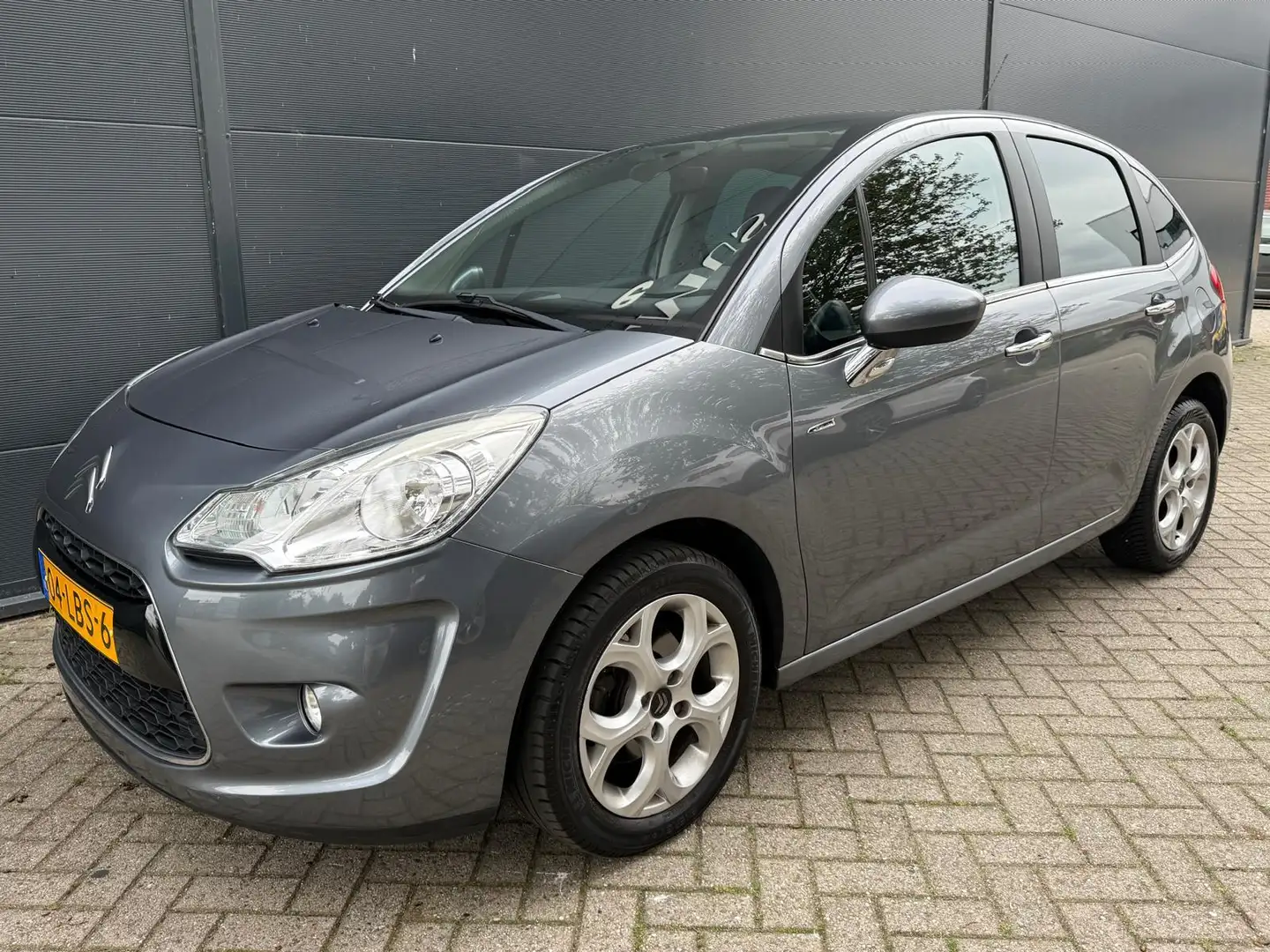 Citroen C3 1.6 VTi/Navi/Airco/cruise/panorama/bluetooth/parke Grau - 2