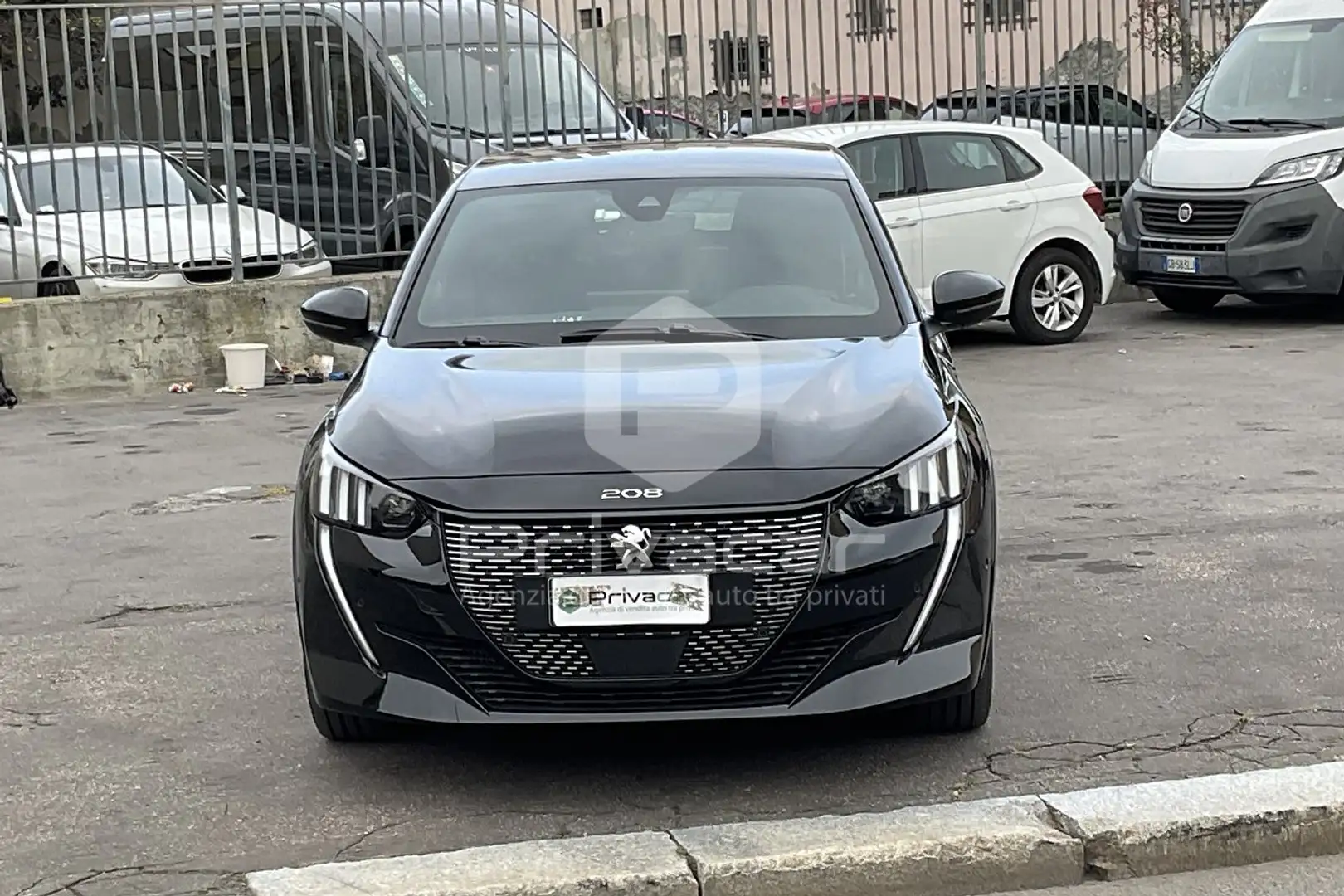 Peugeot 208 208 PureTech 100 Stop&Start 5 porte GT Nero - 2